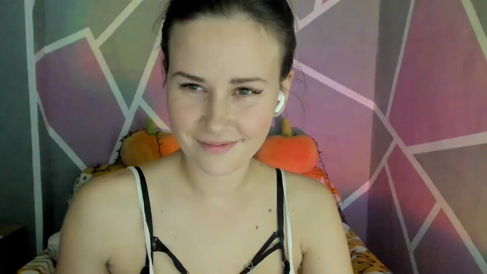 Gallery image thumbnail from Sexy_Ukr's myfreecams stream on, 11/28/2023, 19:05 image 10 of 20