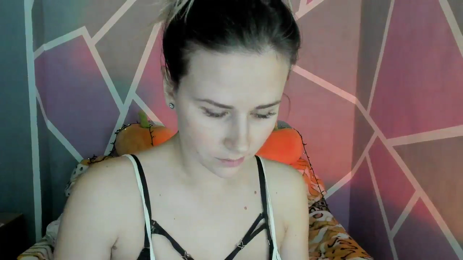 Gallery image thumbnail from Sexy_Ukr's myfreecams stream on, 11/28/2023, 19:05 image 5 of 20