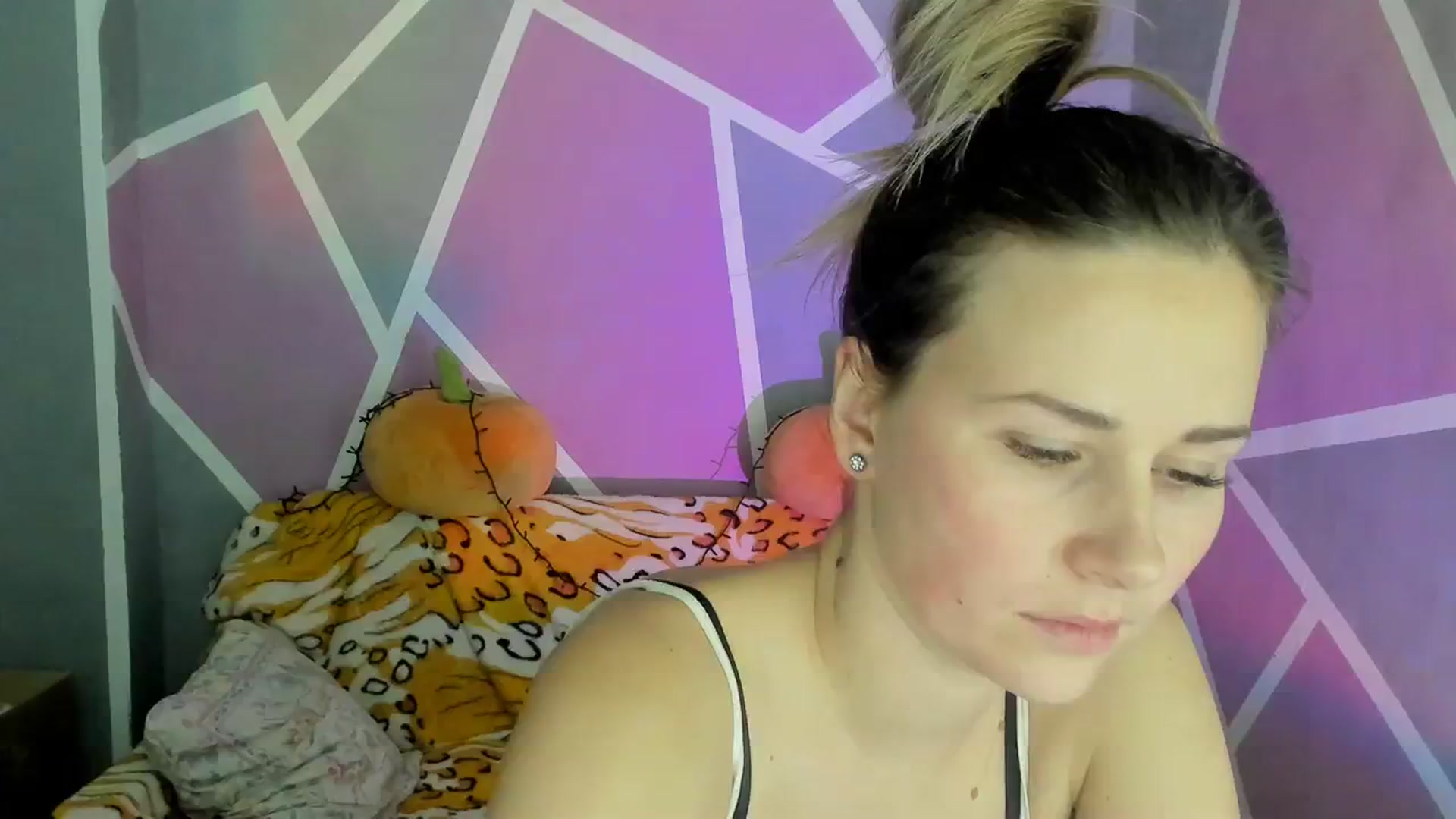 Gallery image thumbnail from Sexy_Ukr's myfreecams stream on, 11/28/2023, 19:05 image 8 of 20