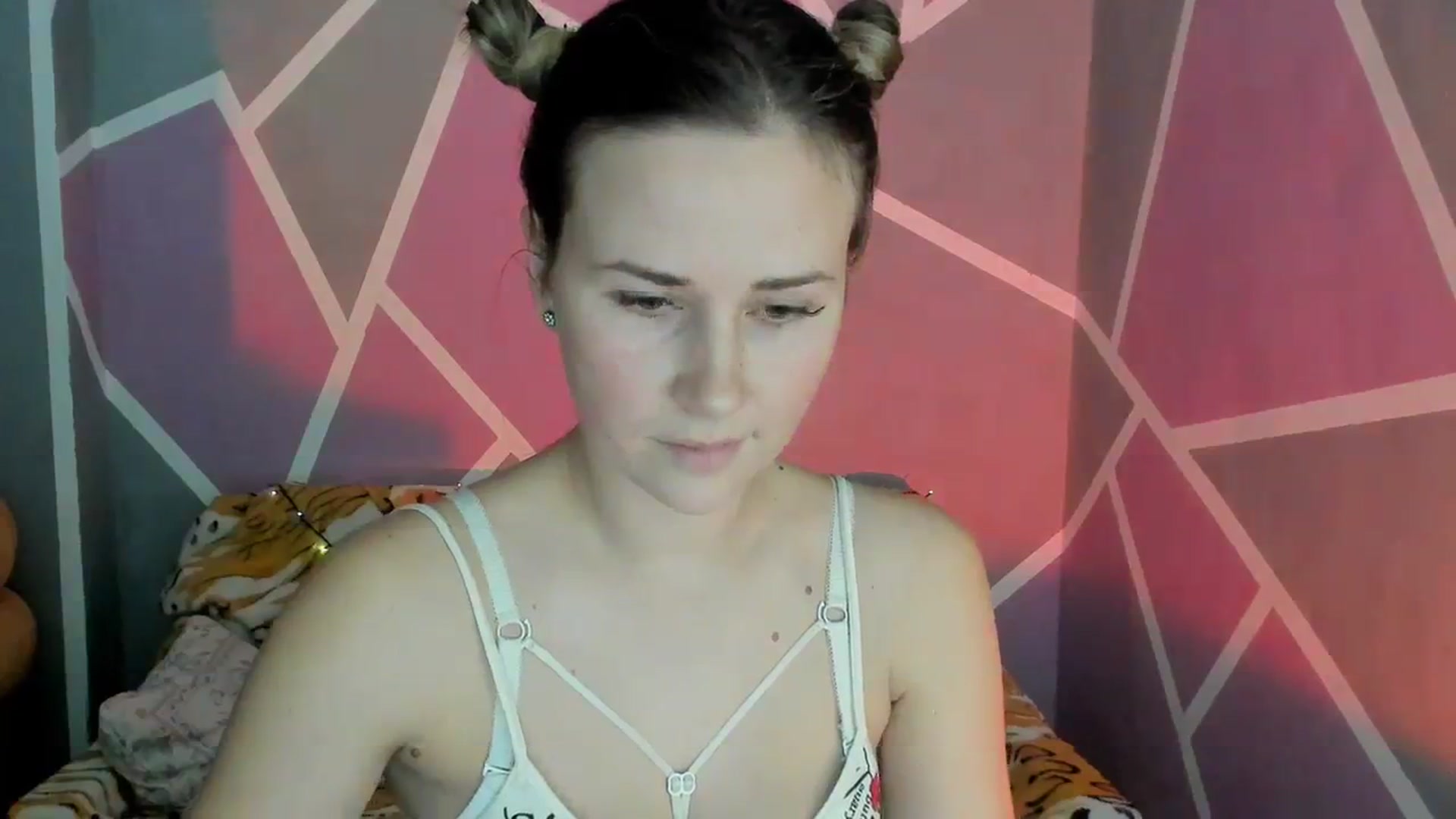 Gallery image thumbnail from Sexy_Ukr's myfreecams stream on, 12/02/2023, 17:59 image 13 of 20