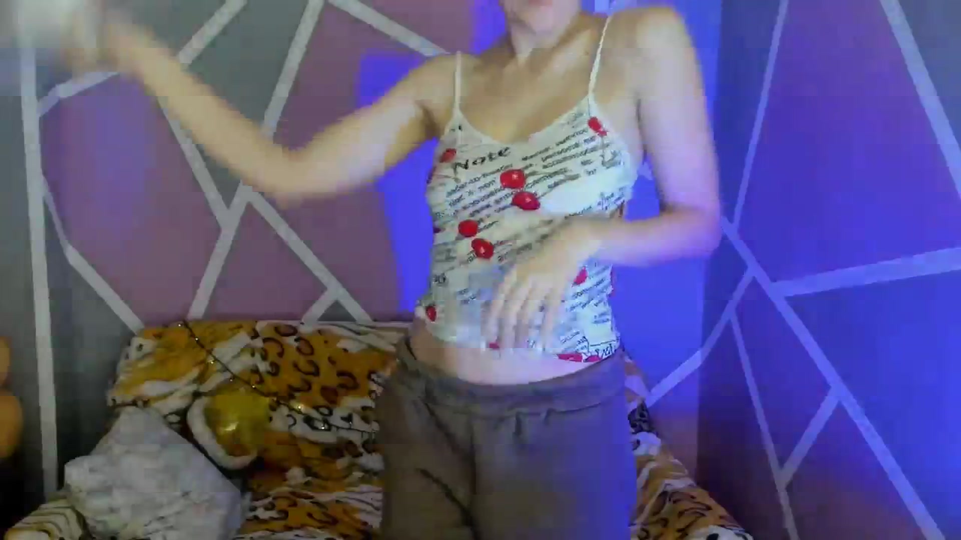 Gallery image thumbnail from Sexy_Ukr's myfreecams stream on, 12/02/2023, 17:59 image 19 of 20