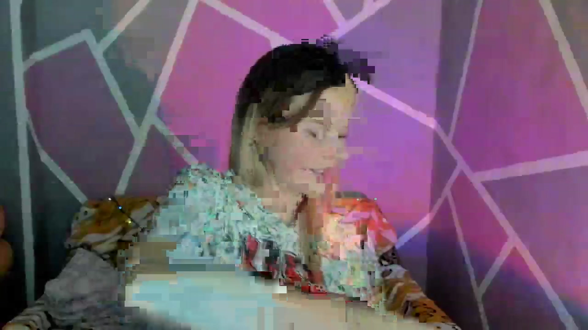 Gallery image thumbnail from Sexy_Ukr's myfreecams stream on, 12/05/2023, 17:20 image 18 of 20