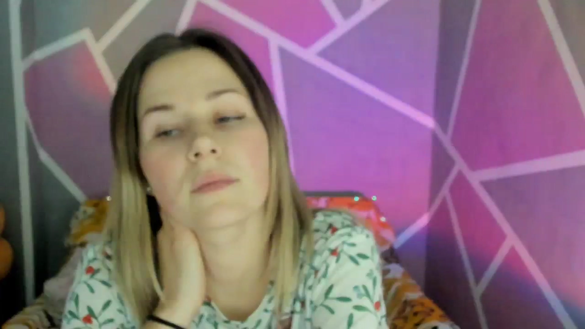 Gallery image thumbnail from Sexy_Ukr's myfreecams stream on, 12/05/2023, 19:52 image 5 of 20