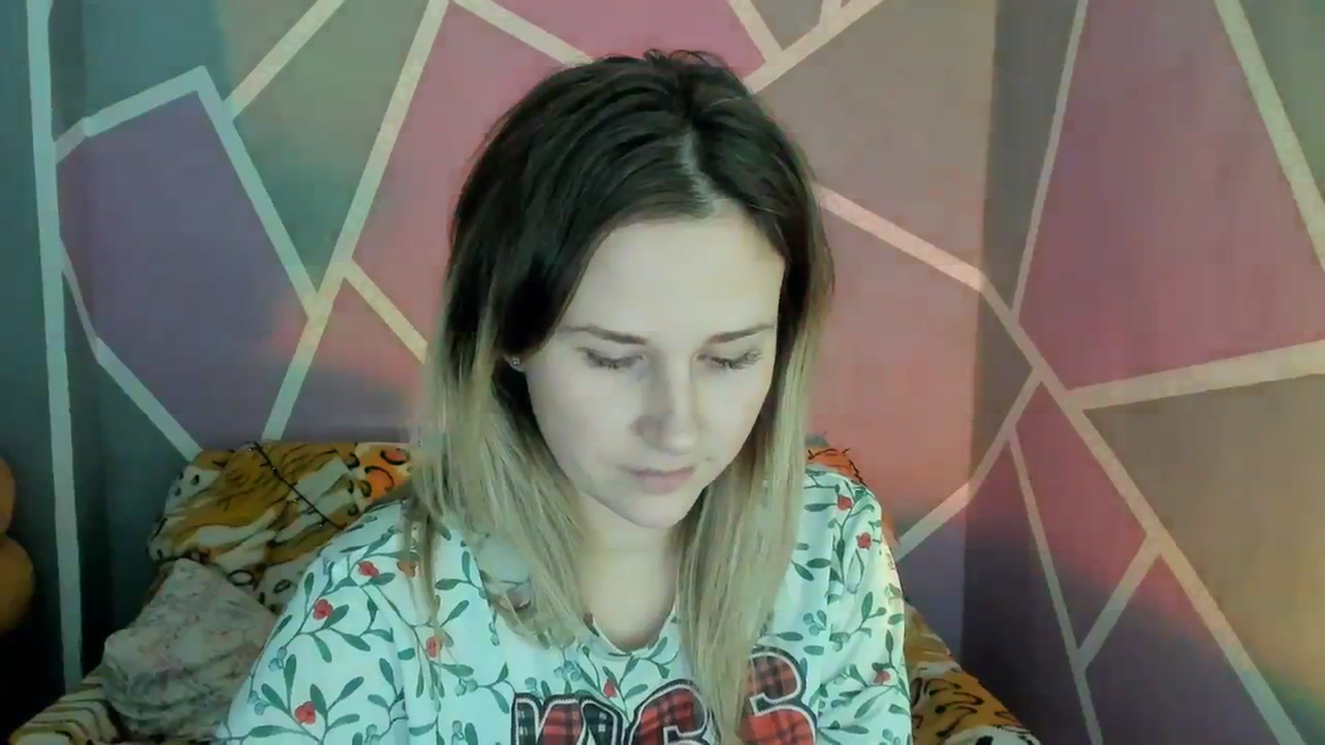 Gallery image thumbnail from Sexy_Ukr's myfreecams stream on, 12/05/2023, 19:52 image 13 of 20