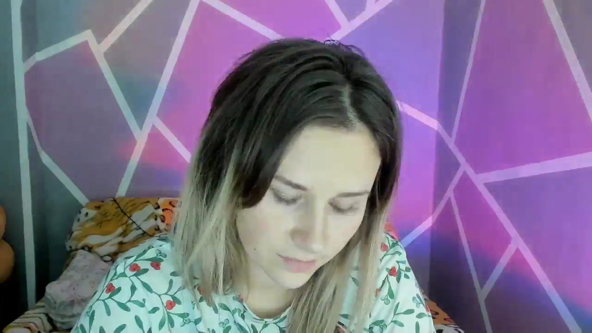 Gallery image thumbnail from Sexy_Ukr's myfreecams stream on, 12/05/2023, 19:52 image 12 of 20