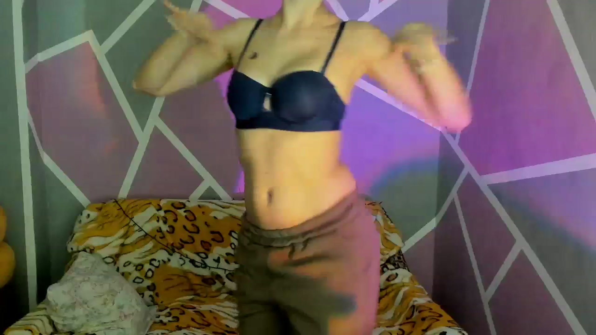 Gallery image thumbnail from Sexy_Ukr's myfreecams stream on, 12/05/2023, 20:41 image 13 of 20