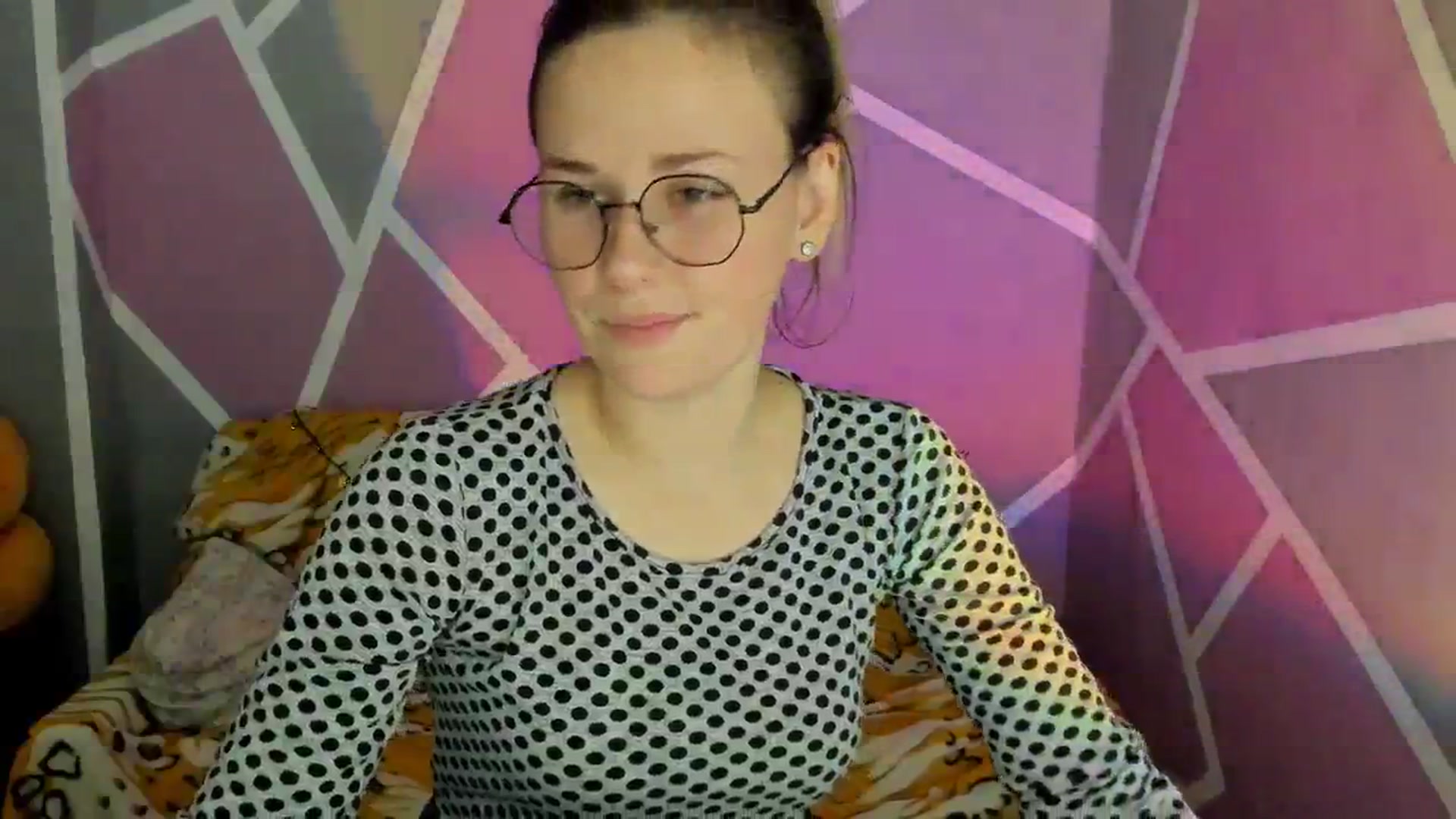 Gallery image thumbnail from Sexy_Ukr's myfreecams stream on, 12/07/2023, 16:32 image 13 of 20