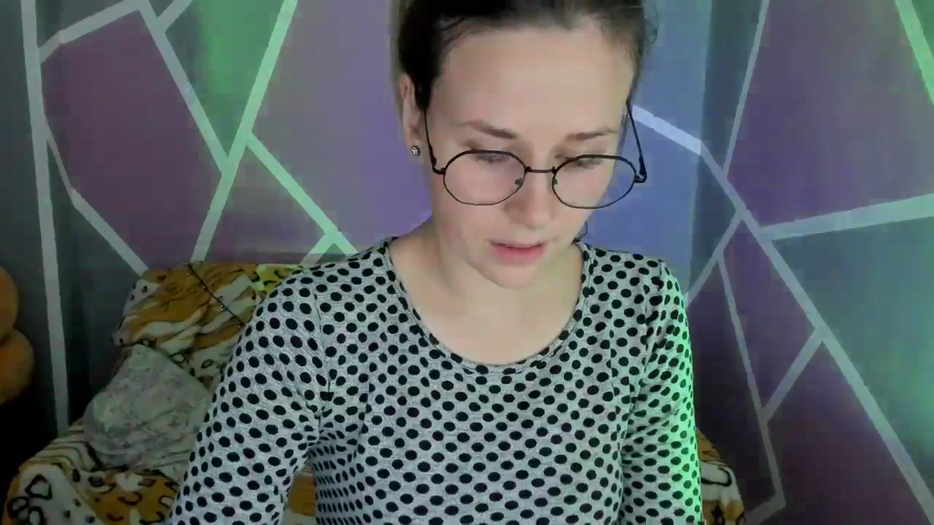 Gallery image thumbnail from Sexy_Ukr's myfreecams stream on, 12/07/2023, 16:32 image 5 of 20