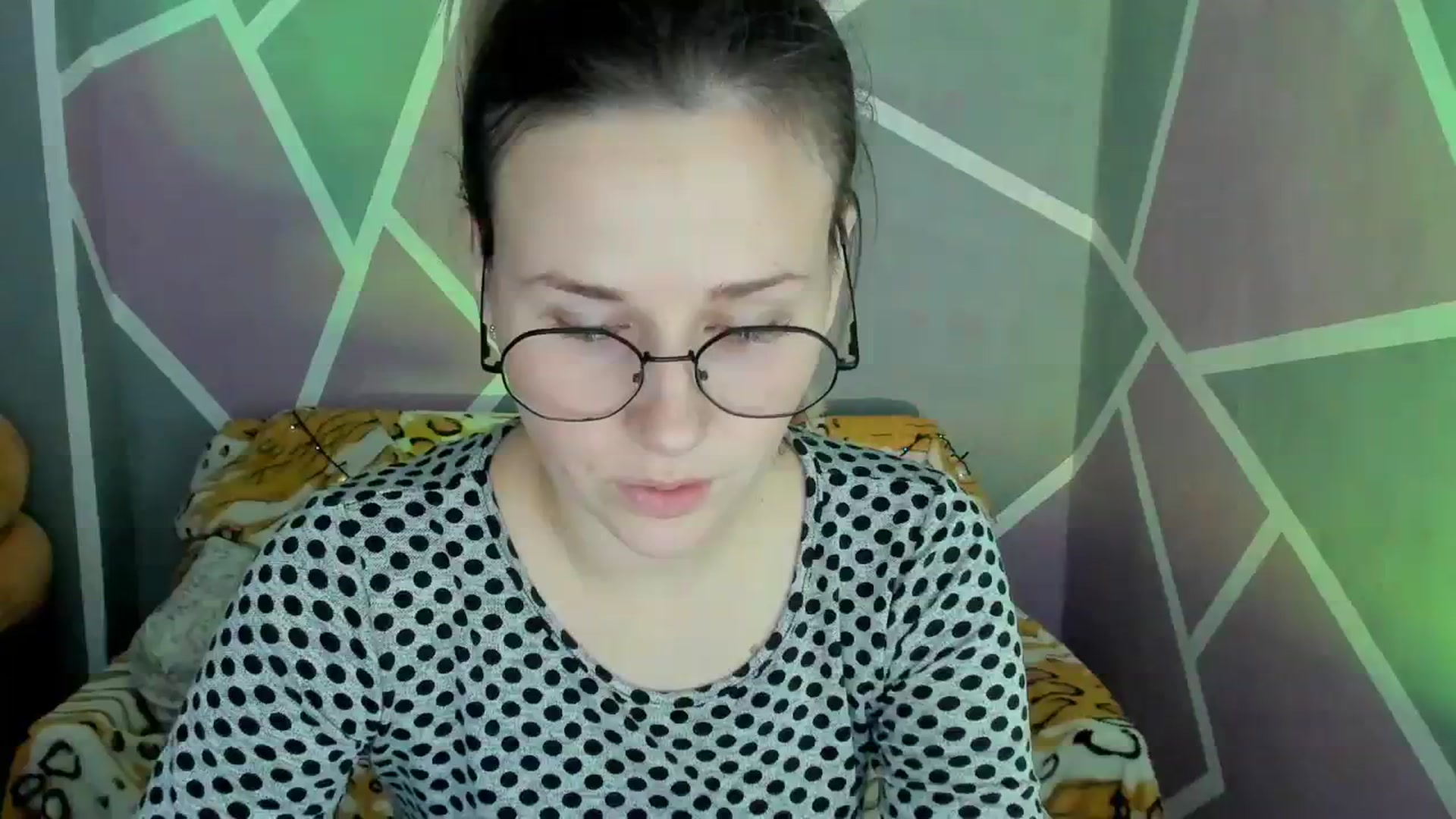 Gallery image thumbnail from Sexy_Ukr's myfreecams stream on, 12/07/2023, 16:32 image 12 of 20