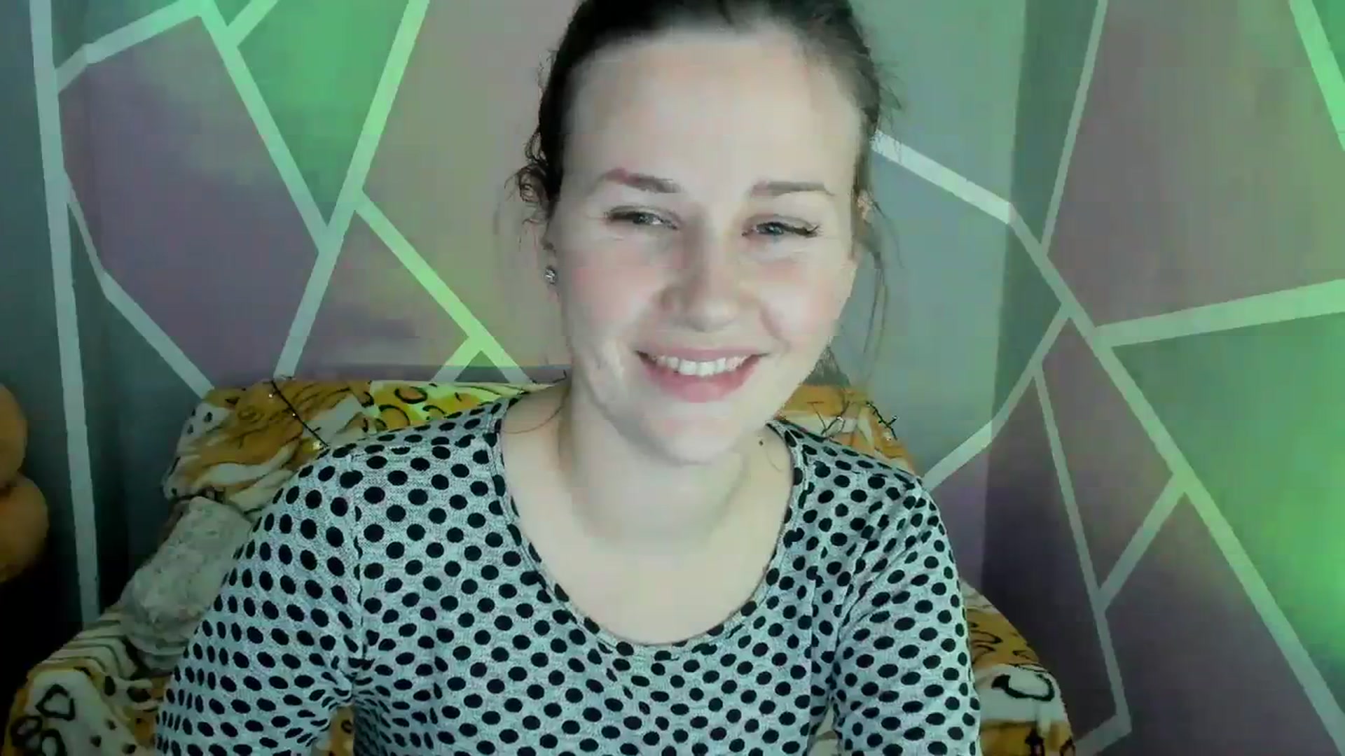 Gallery image thumbnail from Sexy_Ukr's myfreecams stream on, 12/07/2023, 19:42 image 18 of 20