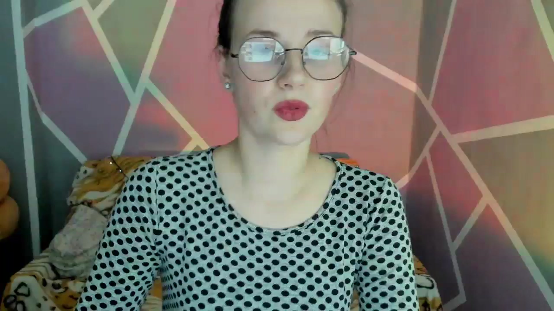 Gallery image thumbnail from Sexy_Ukr's myfreecams stream on, 12/07/2023, 19:42 image 8 of 20