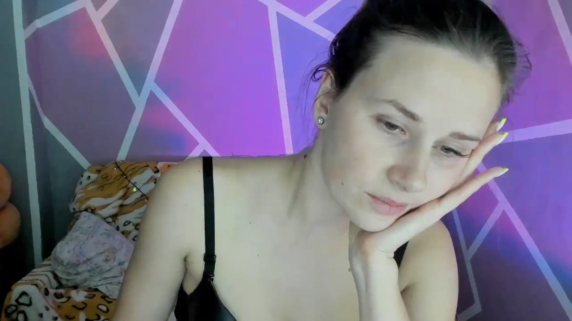 Gallery image thumbnail from Sexy_Ukr's myfreecams stream on, 12/07/2023, 20:35 image 18 of 20