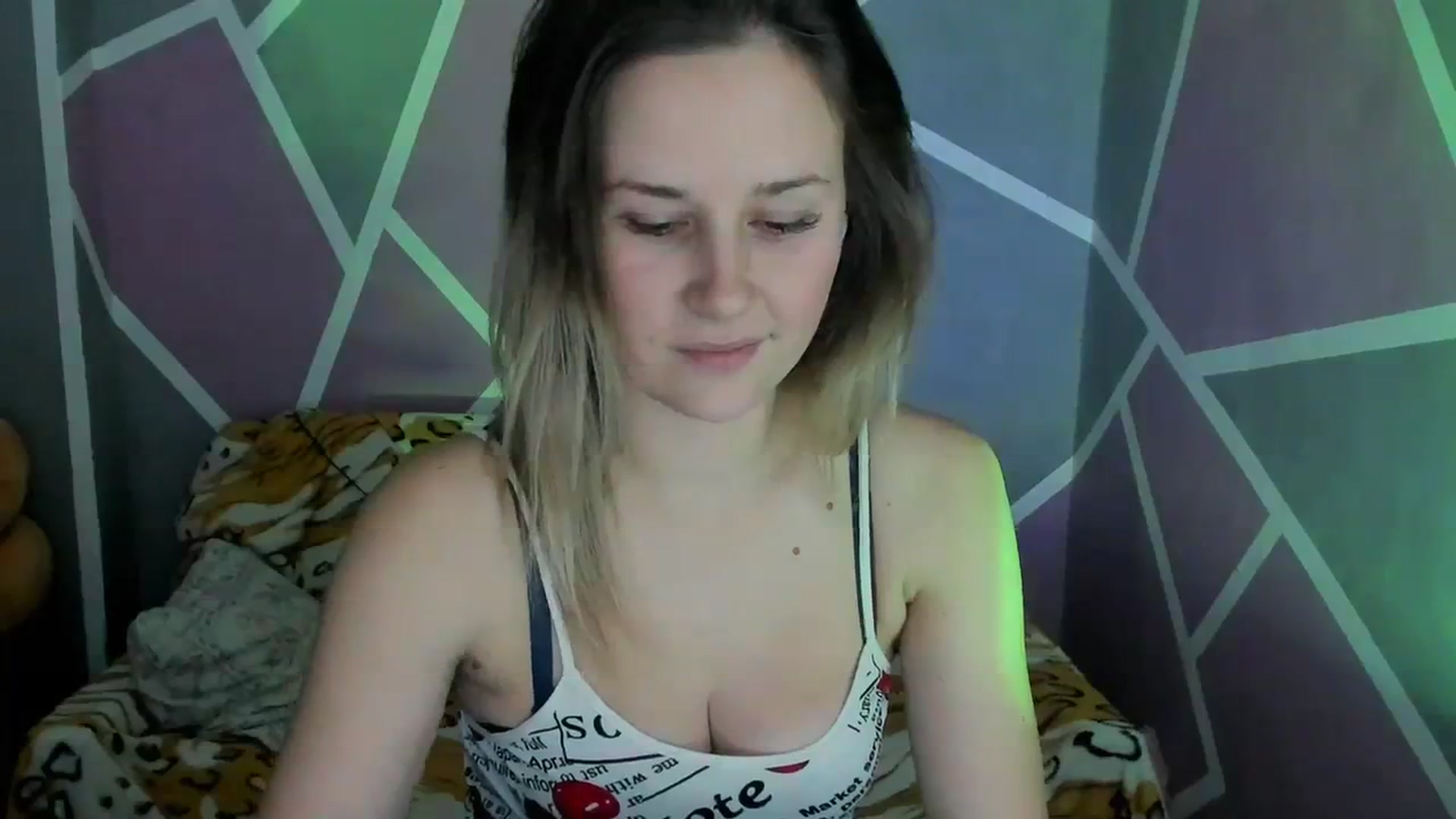 Gallery image thumbnail from Sexy_Ukr's myfreecams stream on, 12/08/2023, 16:34 image 20 of 20
