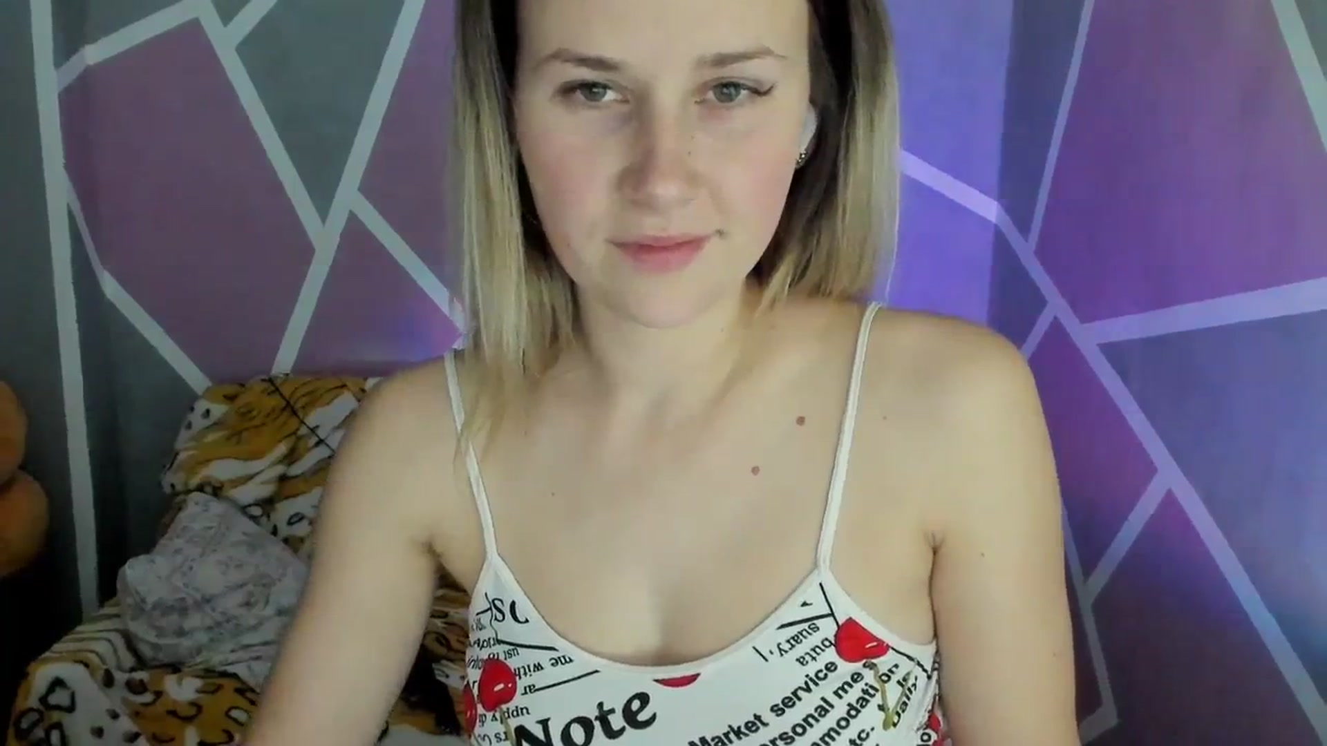 Gallery image thumbnail from Sexy_Ukr's myfreecams stream on, 12/08/2023, 19:12 image 19 of 20