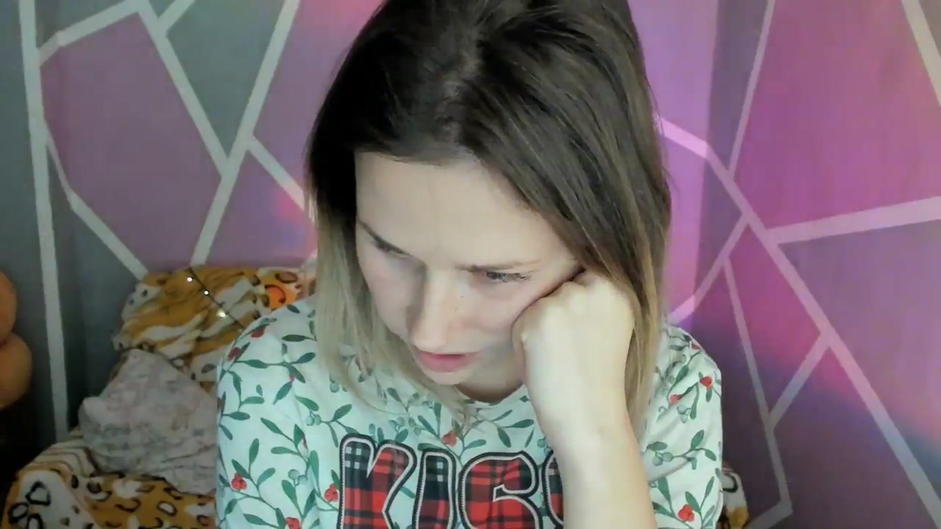 Gallery image thumbnail from Sexy_Ukr's myfreecams stream on, 12/09/2023, 19:40 image 14 of 20