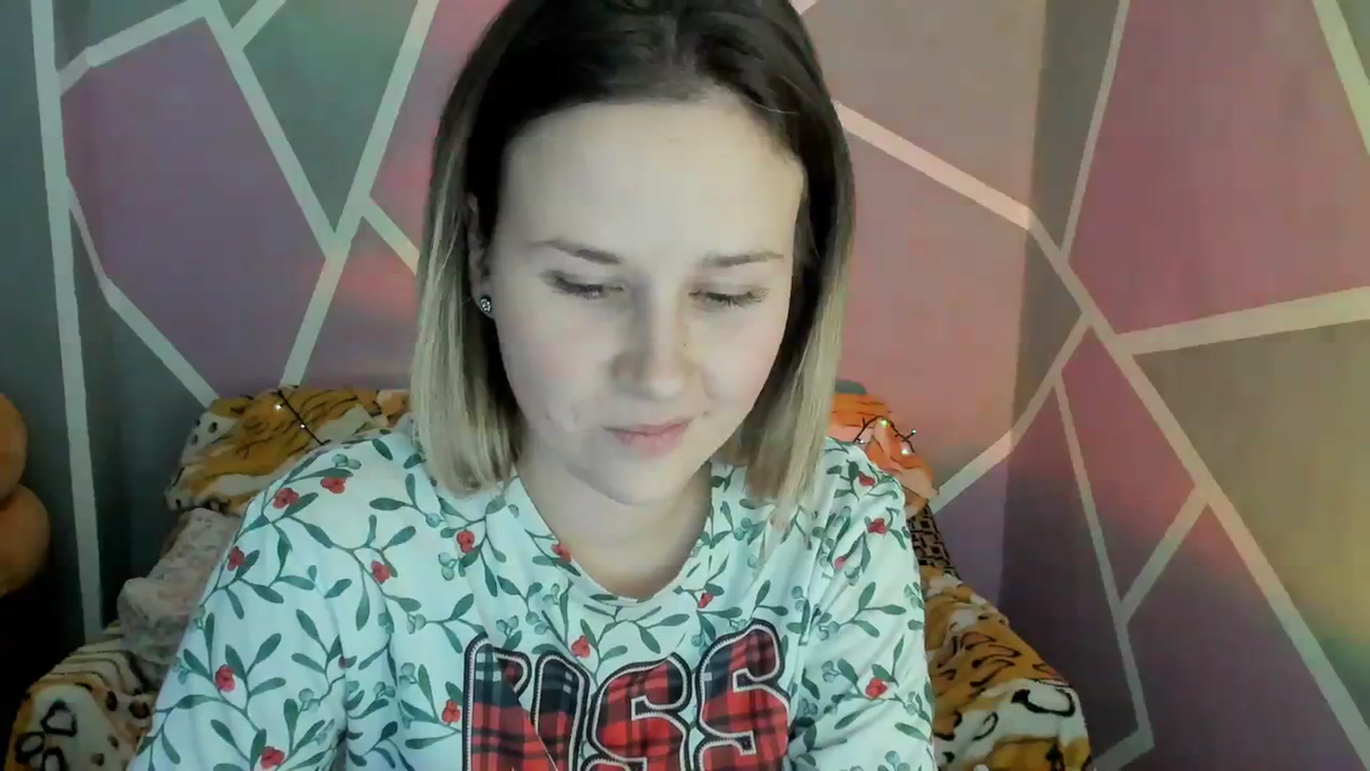 Gallery image thumbnail from Sexy_Ukr's myfreecams stream on, 12/09/2023, 19:40 image 12 of 20
