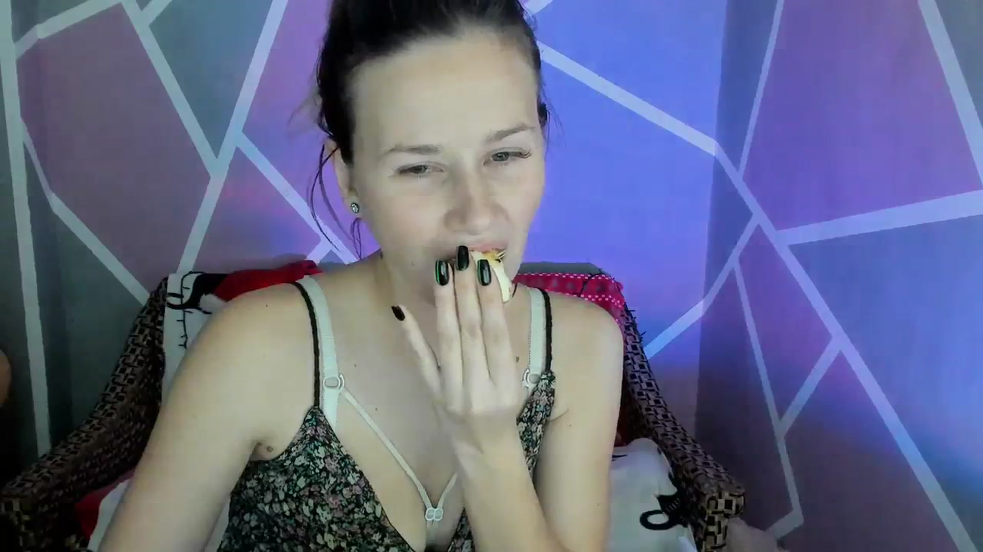 Gallery image thumbnail from Sexy_Ukr's myfreecams stream on, 12/11/2023, 18:42 image 4 of 20