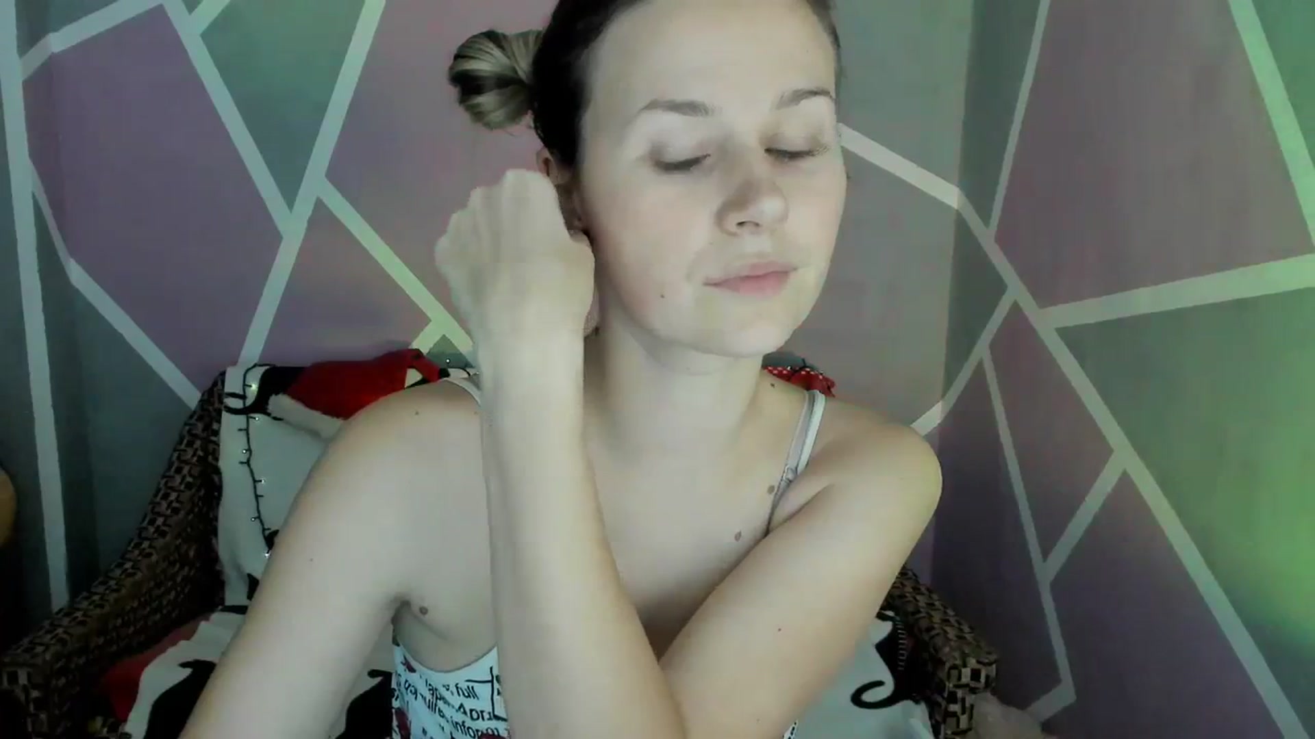 Gallery image thumbnail from Sexy_Ukr's myfreecams stream on, 12/12/2023, 17:16 image 12 of 20