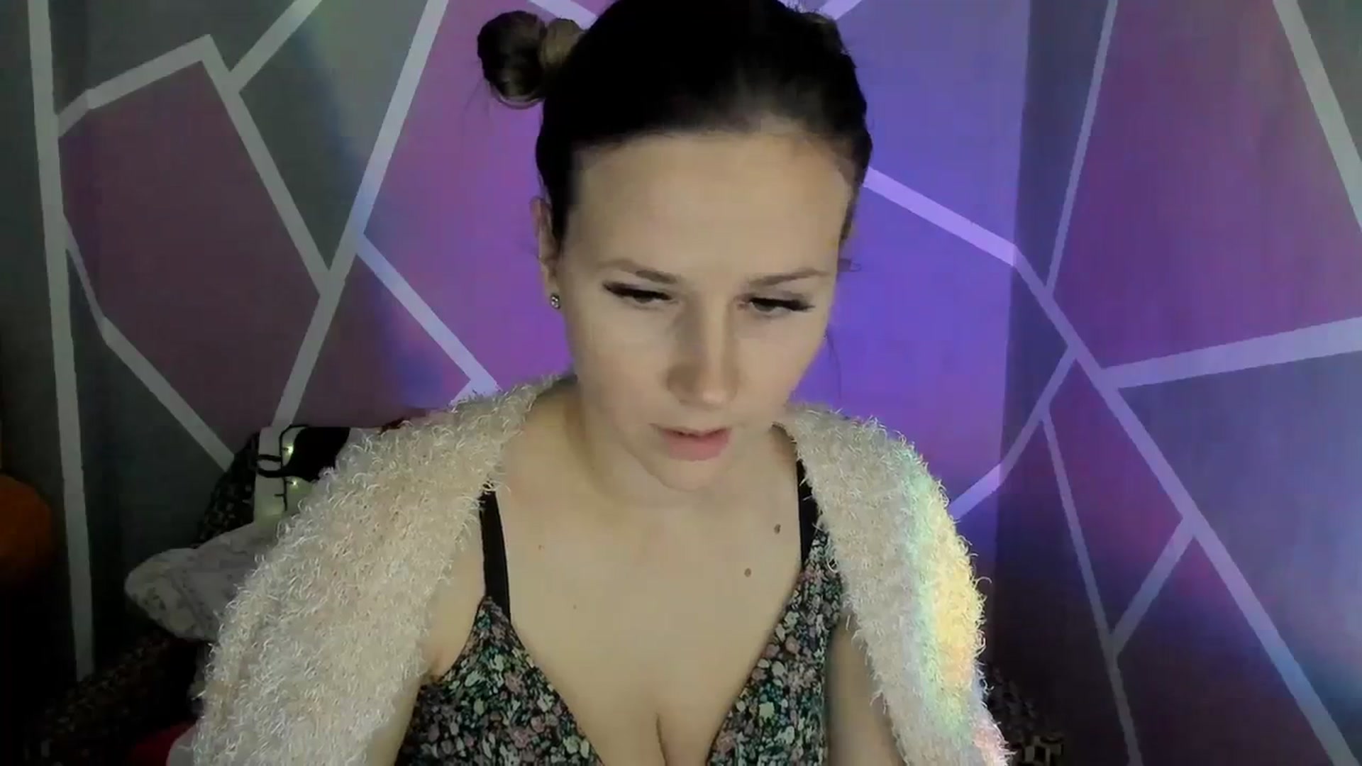 Gallery image thumbnail from Sexy_Ukr's myfreecams stream on, 12/17/2023, 17:38 image 6 of 20