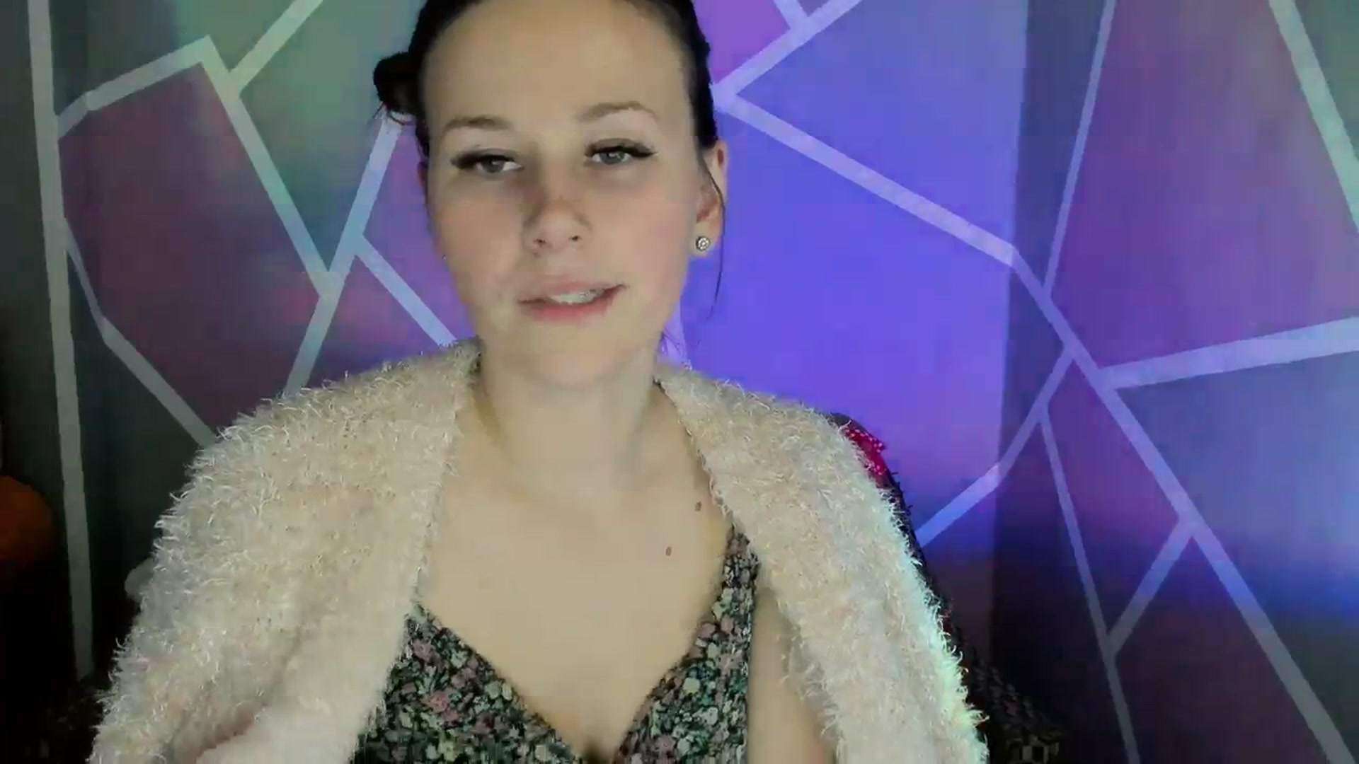 Gallery image thumbnail from Sexy_Ukr's myfreecams stream on, 12/17/2023, 18:56 image 8 of 20