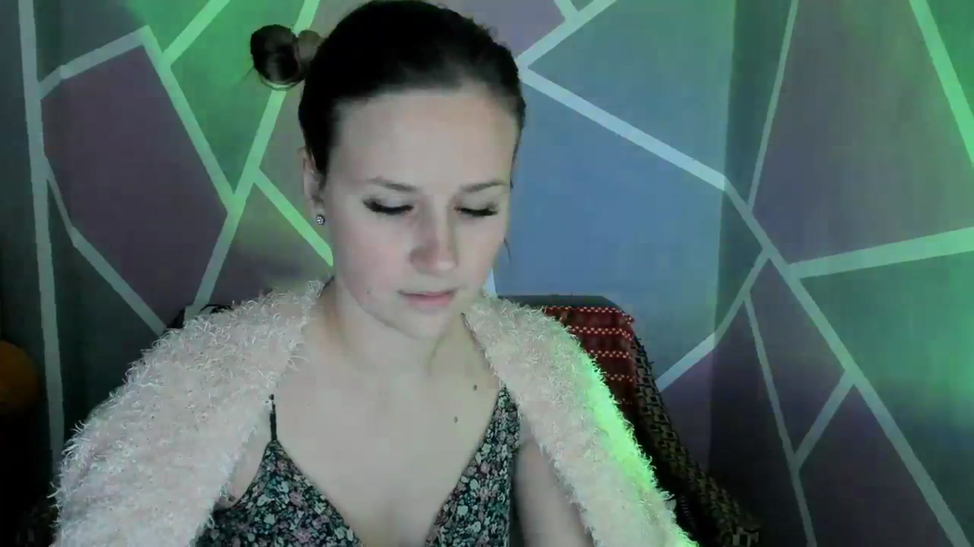Gallery image thumbnail from Sexy_Ukr's myfreecams stream on, 12/17/2023, 18:56 image 11 of 20