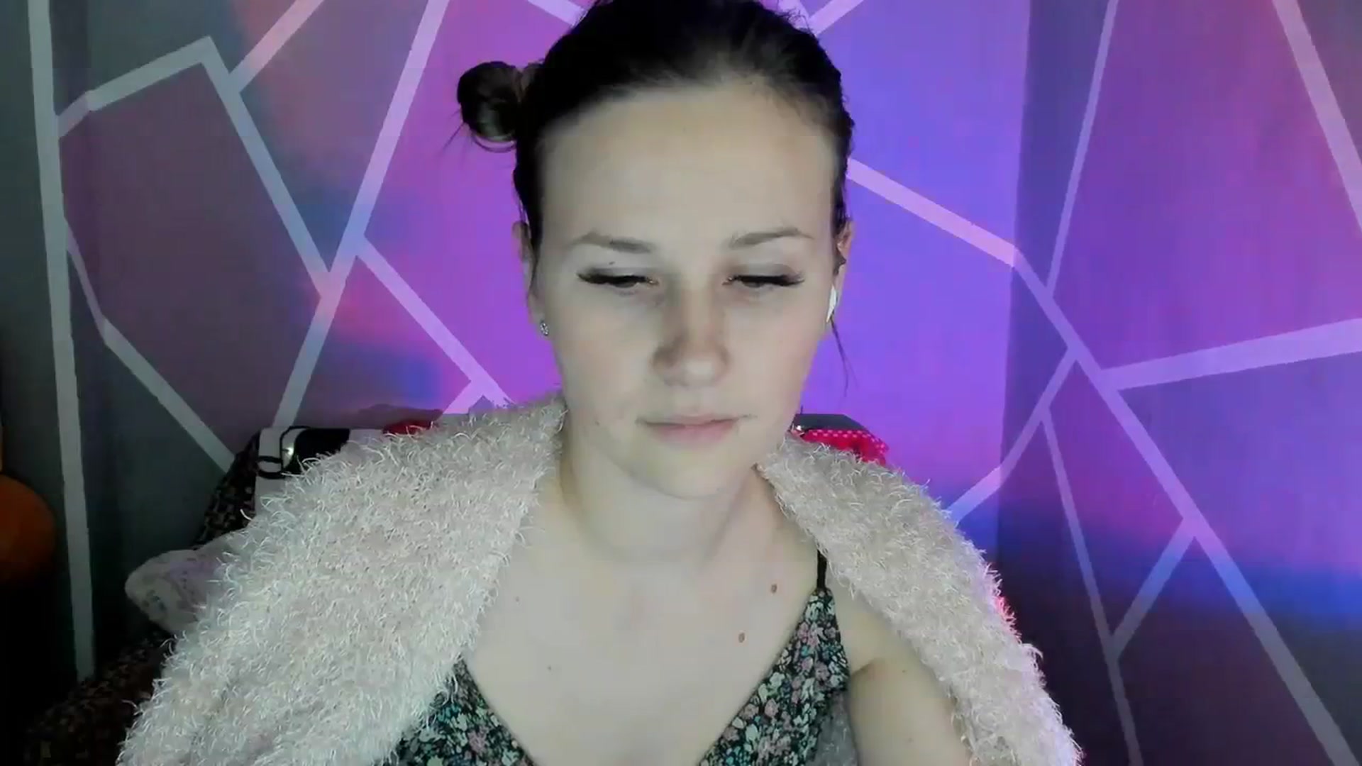 Gallery image thumbnail from Sexy_Ukr's myfreecams stream on, 12/17/2023, 18:56 image 9 of 20
