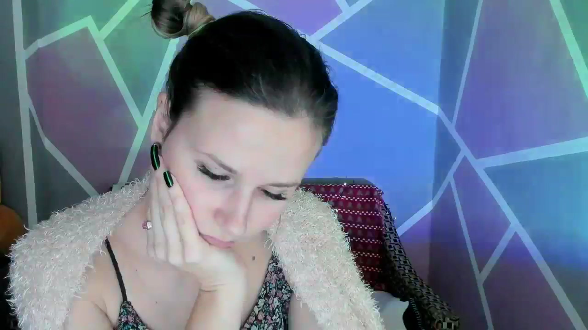 Gallery image thumbnail from Sexy_Ukr's myfreecams stream on, 12/17/2023, 18:56 image 2 of 20