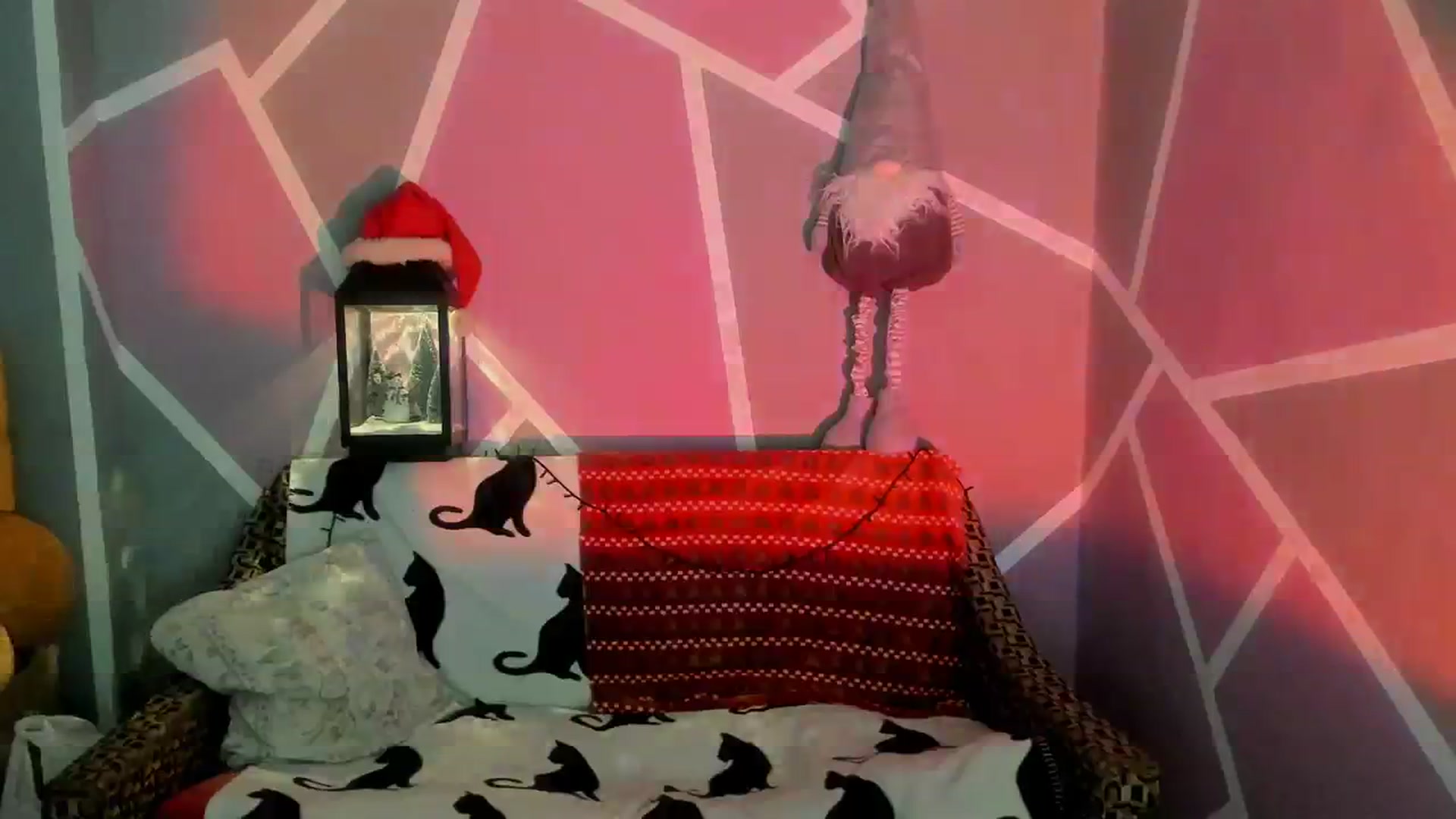 Gallery image thumbnail from Sexy_Ukr's myfreecams stream on, 12/20/2023, 18:32 image 18 of 20