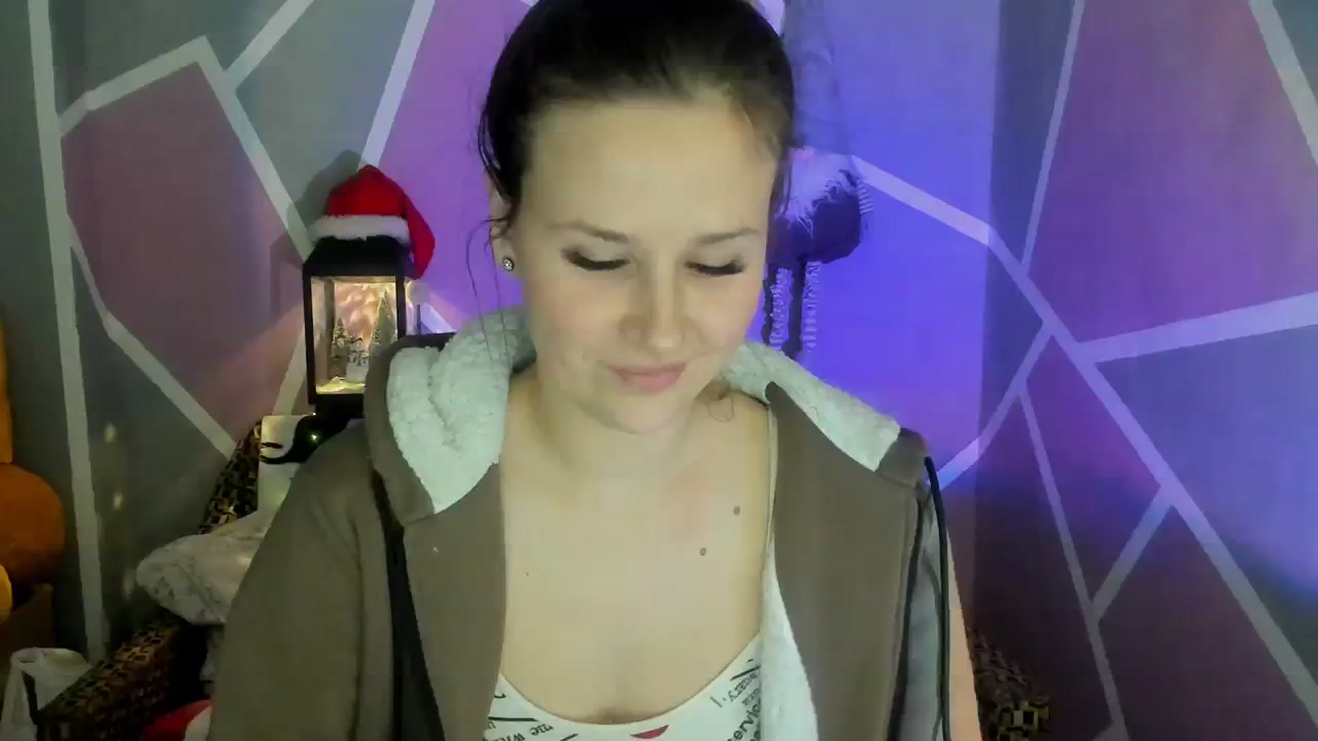 Gallery image thumbnail from Sexy_Ukr's myfreecams stream on, 12/20/2023, 19:55 image 1 of 20