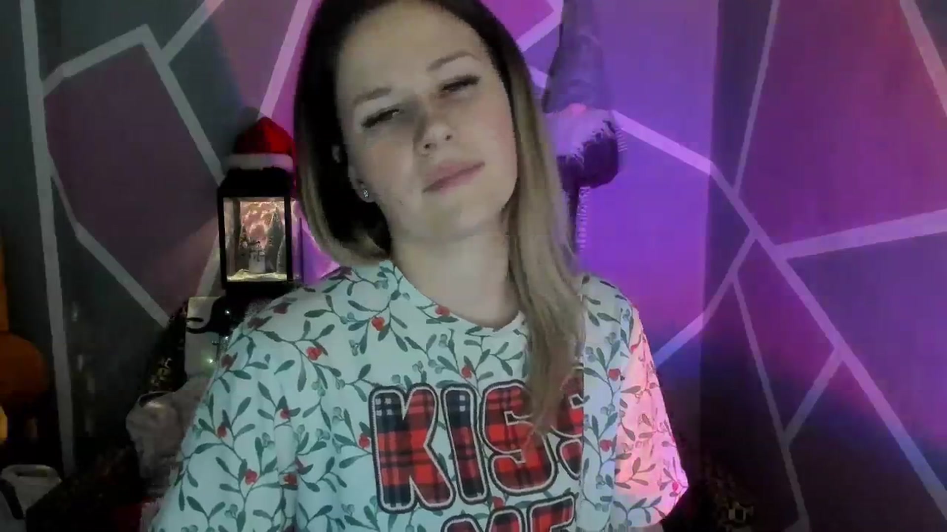 Gallery image thumbnail from Sexy_Ukr's myfreecams stream on, 12/21/2023, 17:10 image 17 of 20
