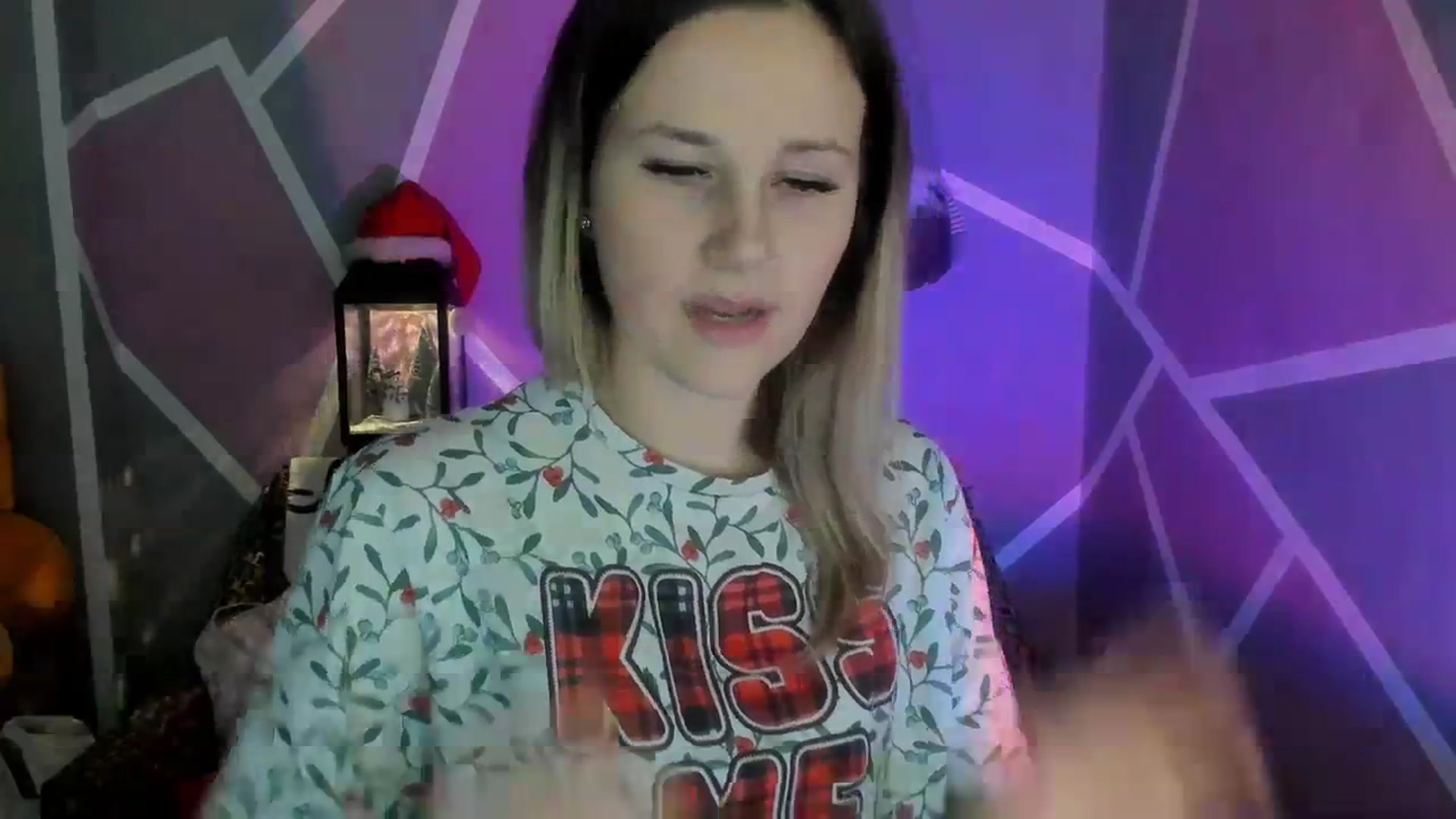Gallery image thumbnail from Sexy_Ukr's myfreecams stream on, 12/21/2023, 17:10 image 16 of 20