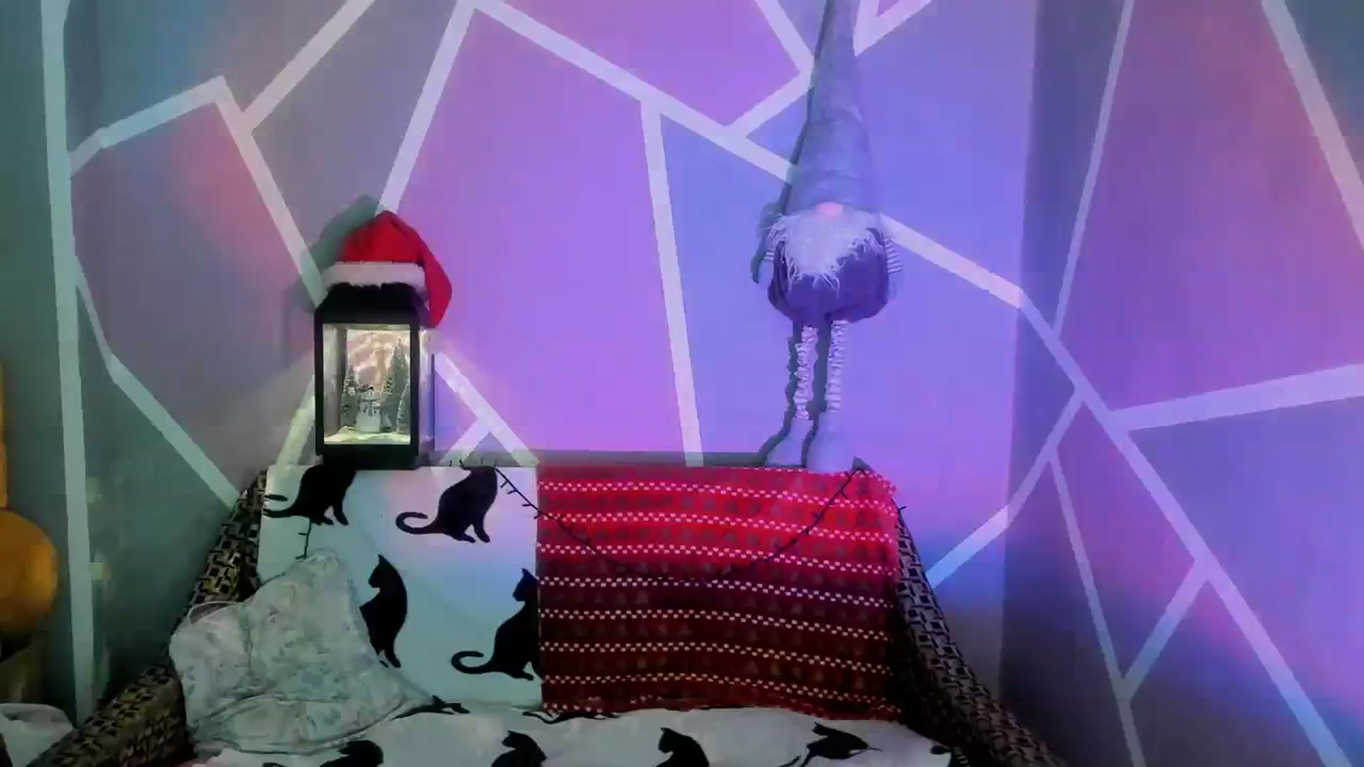 Gallery image thumbnail from Sexy_Ukr's myfreecams stream on, 12/21/2023, 20:06 image 12 of 20
