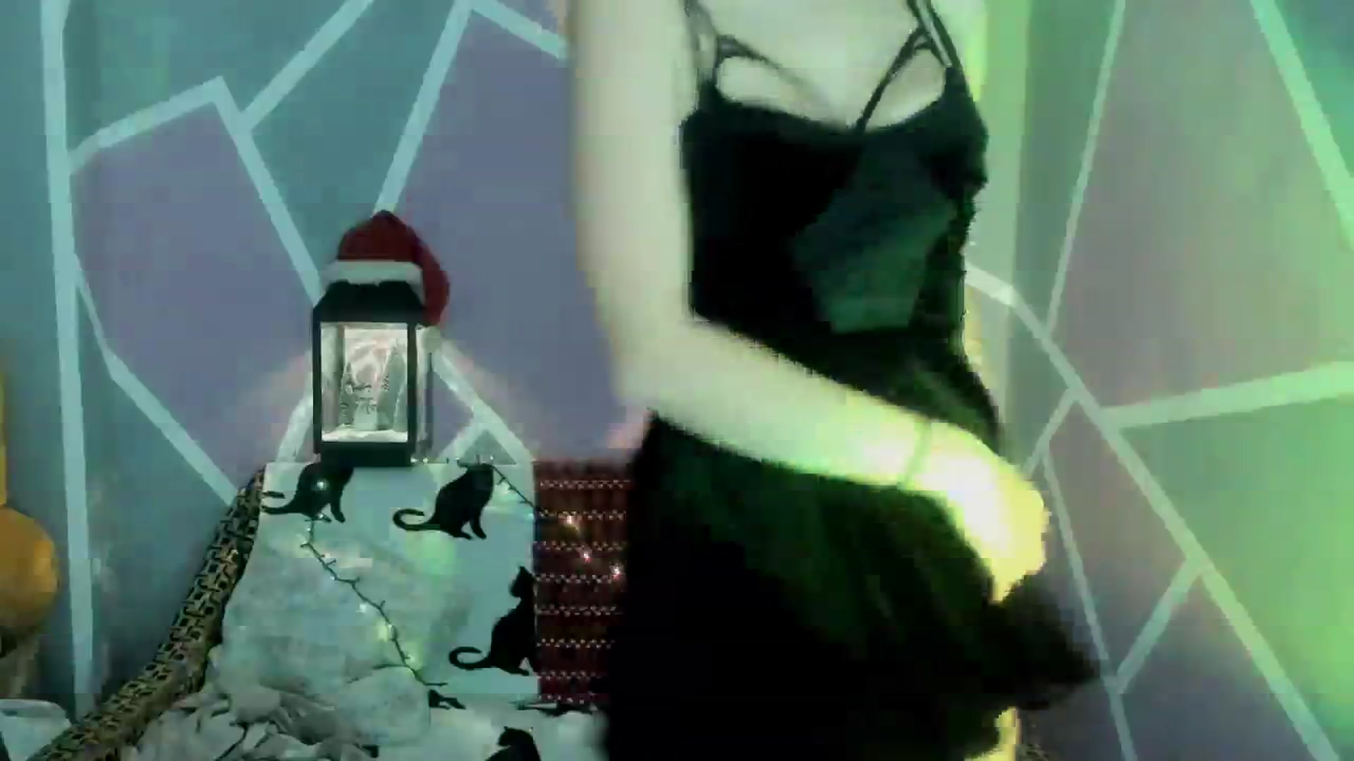 Gallery image thumbnail from Sexy_Ukr's myfreecams stream on, 12/22/2023, 18:18 image 12 of 20