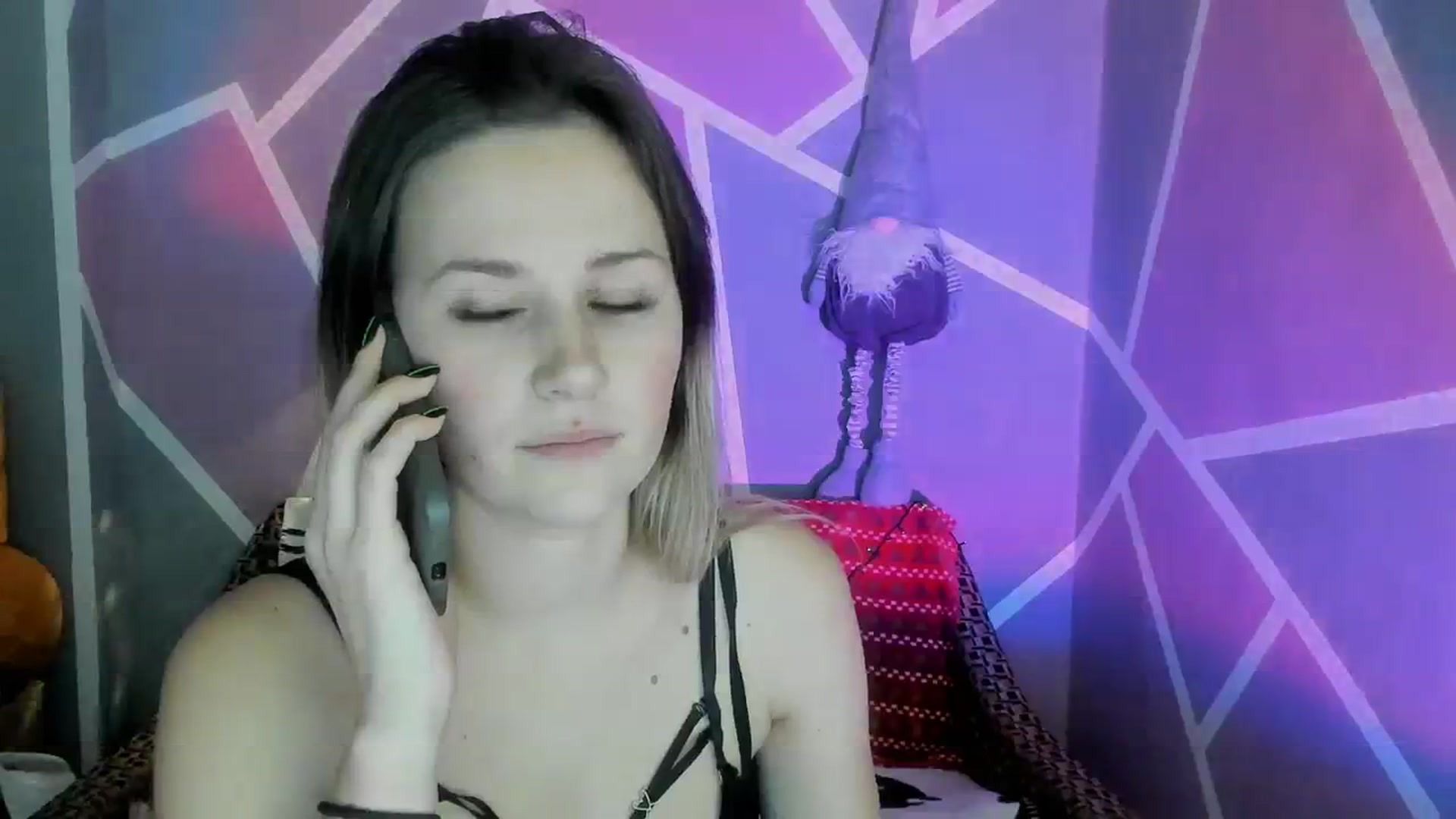 Gallery image thumbnail from Sexy_Ukr's myfreecams stream on, 12/22/2023, 18:18 image 9 of 20