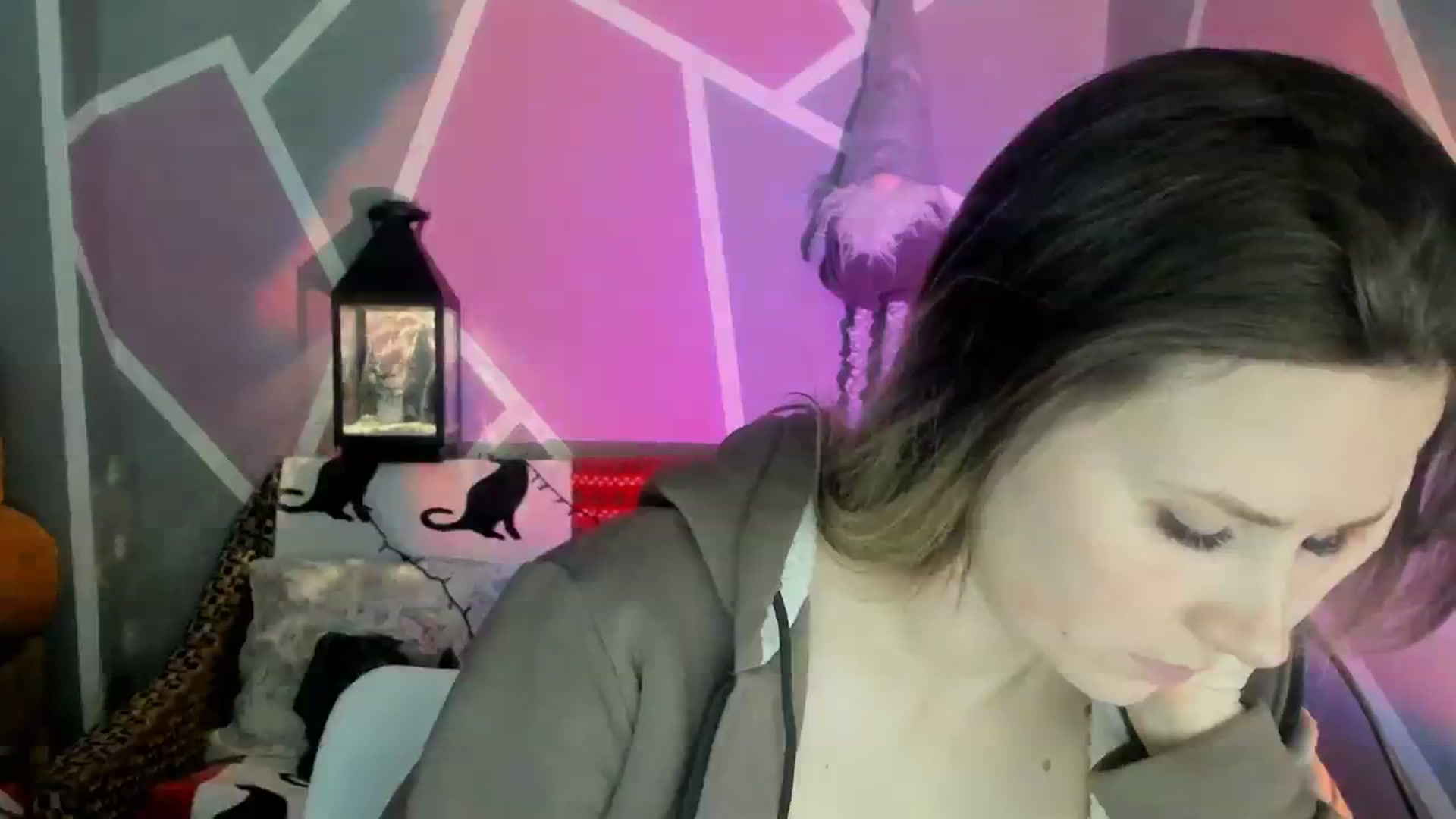Gallery image thumbnail from Sexy_Ukr's myfreecams stream on, 12/25/2023, 17:48 image 5 of 20