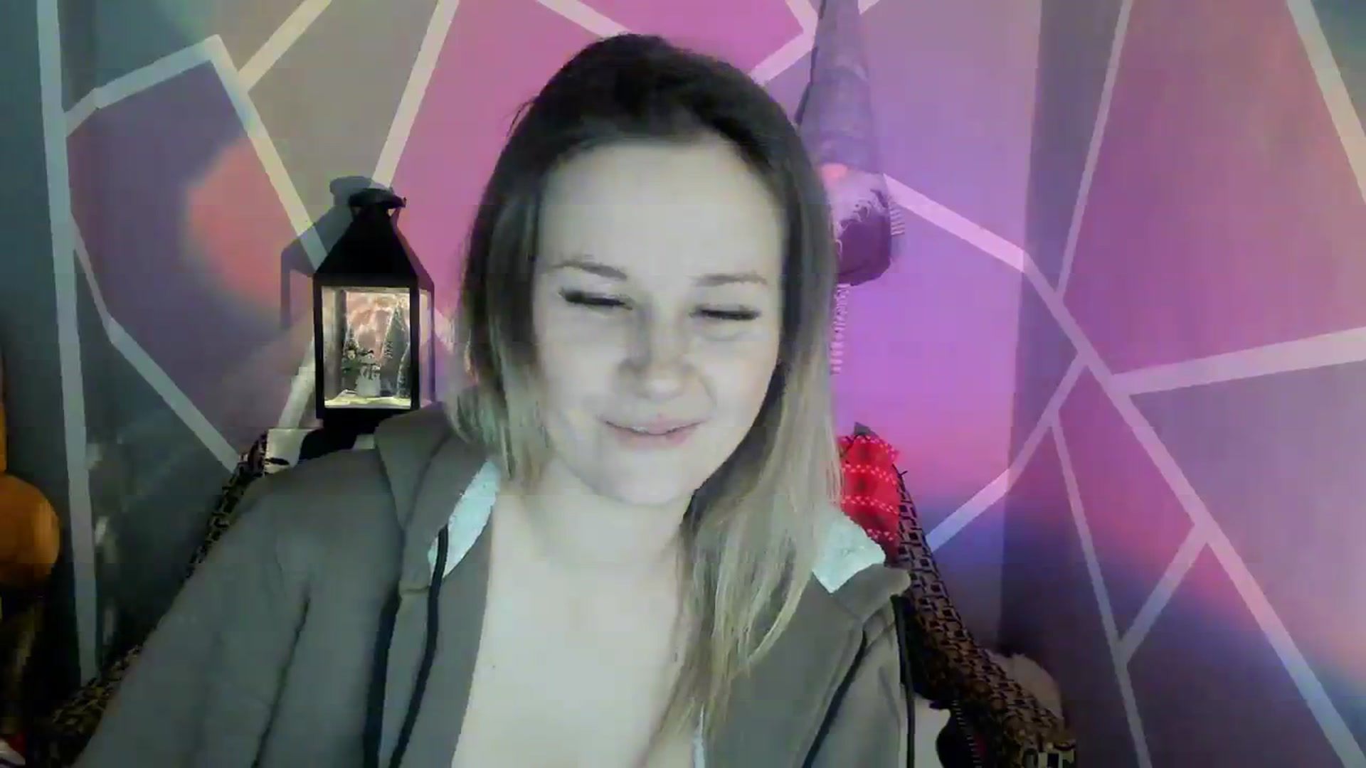 Gallery image thumbnail from Sexy_Ukr's myfreecams stream on, 12/25/2023, 17:48 image 17 of 20