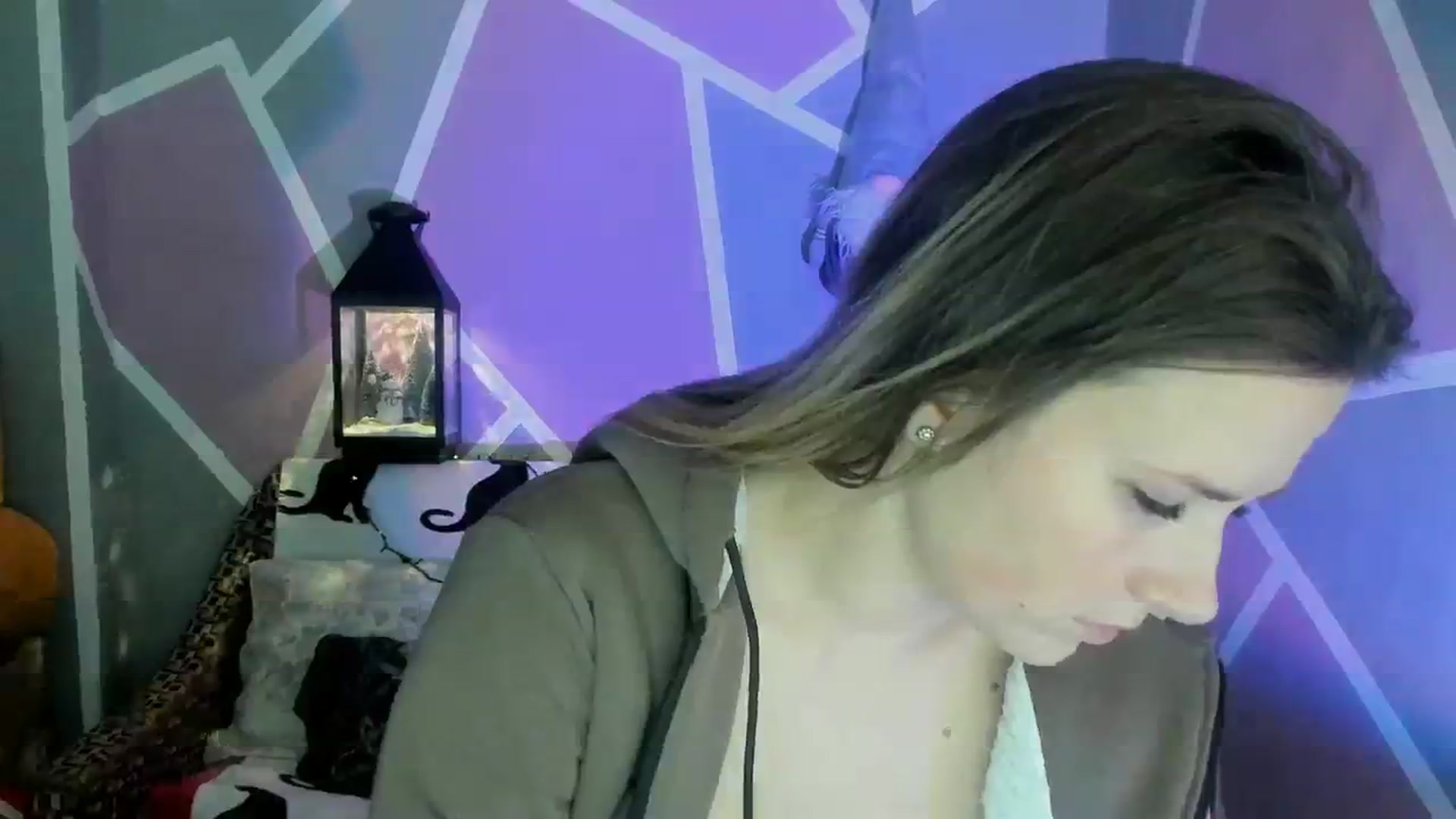 Gallery image thumbnail from Sexy_Ukr's myfreecams stream on, 12/25/2023, 18:50 image 14 of 20
