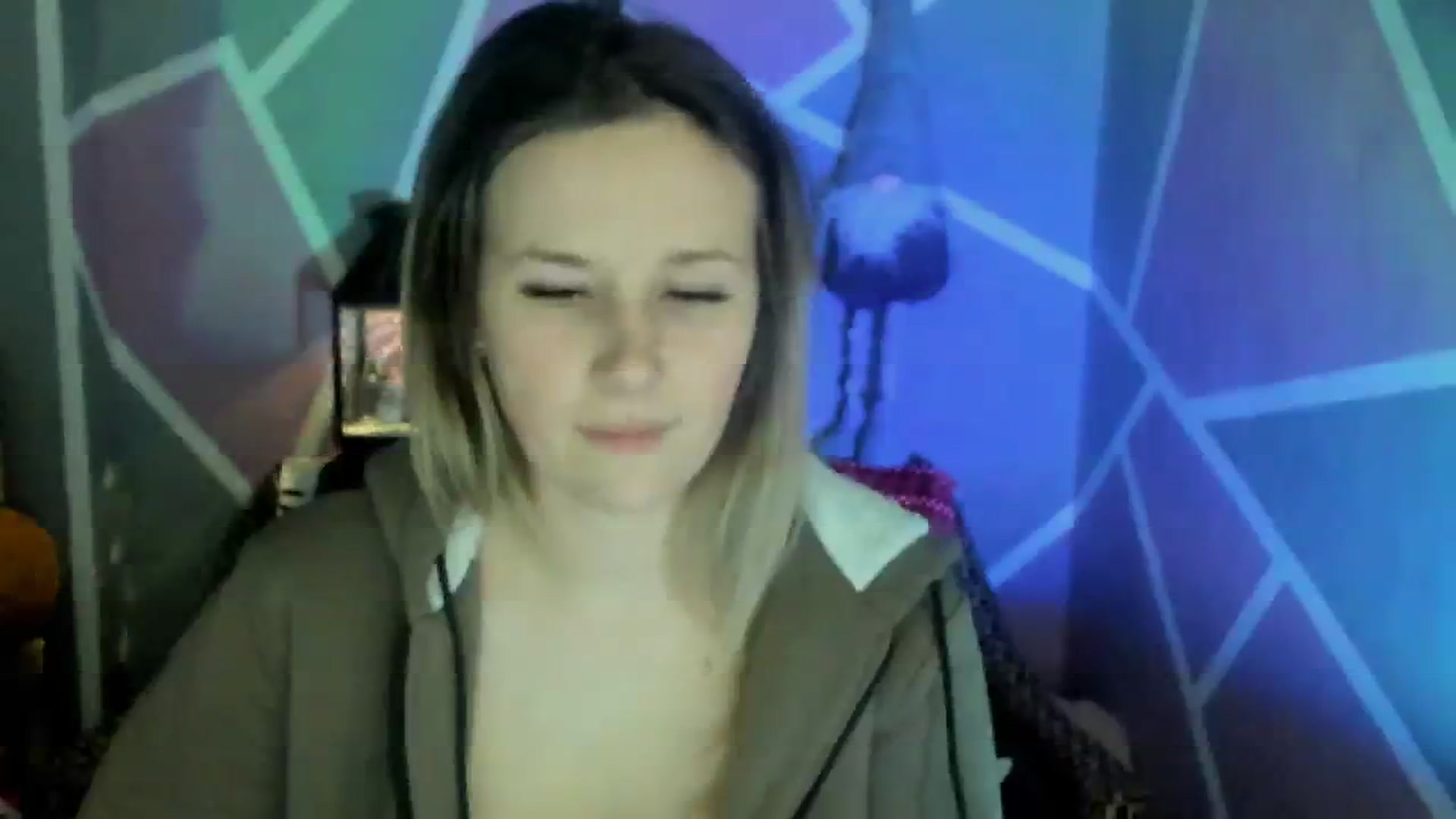 Gallery image thumbnail from Sexy_Ukr's myfreecams stream on, 12/25/2023, 18:50 image 9 of 20