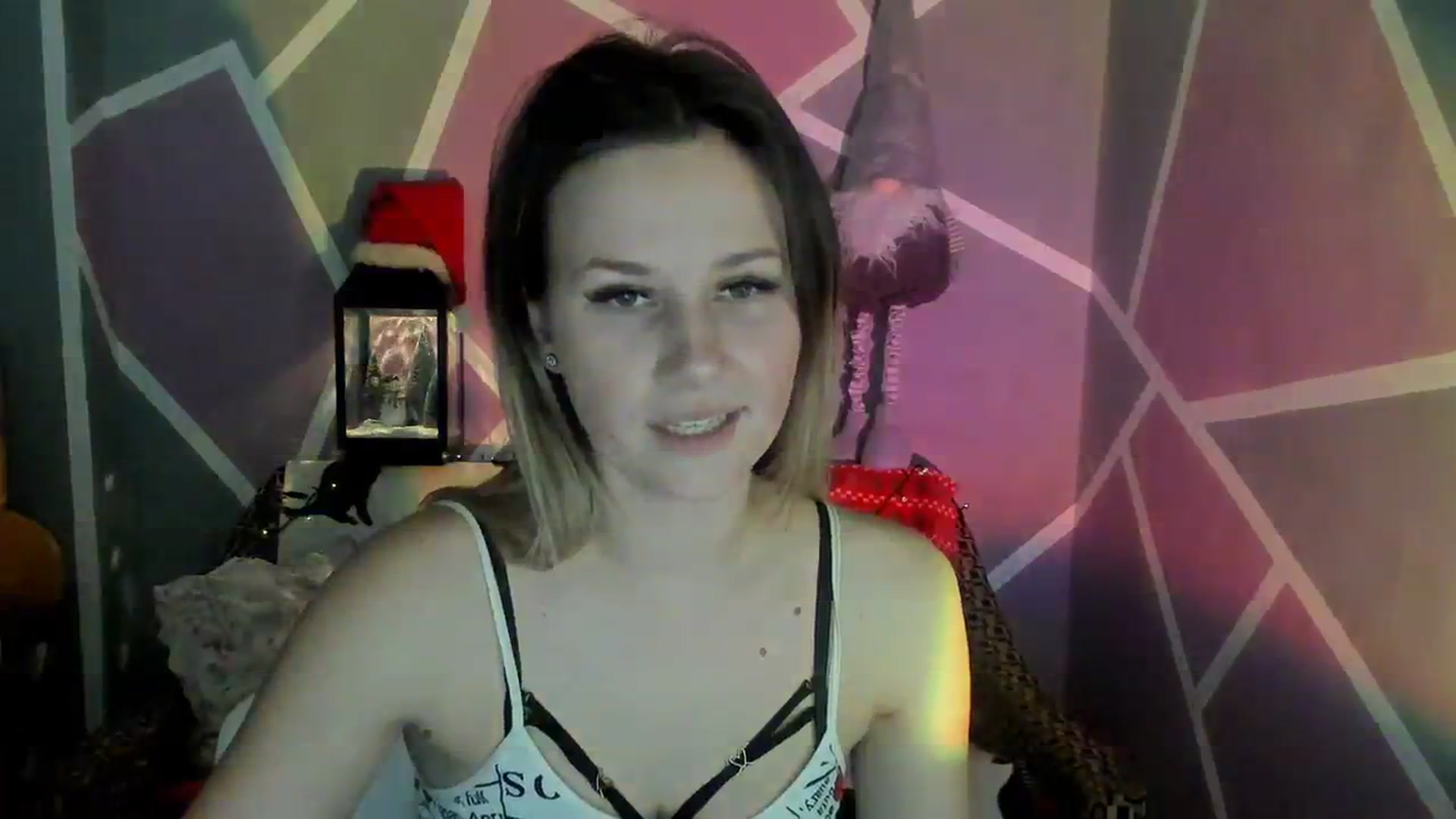Gallery image thumbnail from Sexy_Ukr's myfreecams stream on, 12/27/2023, 16:56 image 18 of 20