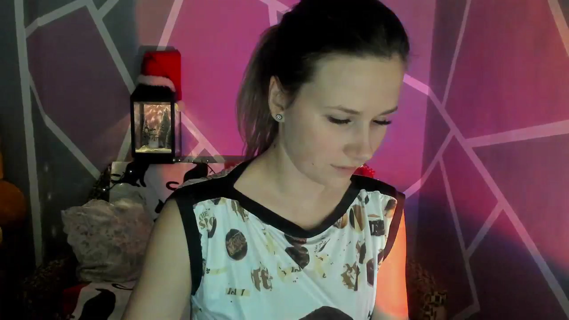 Gallery image thumbnail from Sexy_Ukr's myfreecams stream on, 12/27/2023, 19:13 image 5 of 20