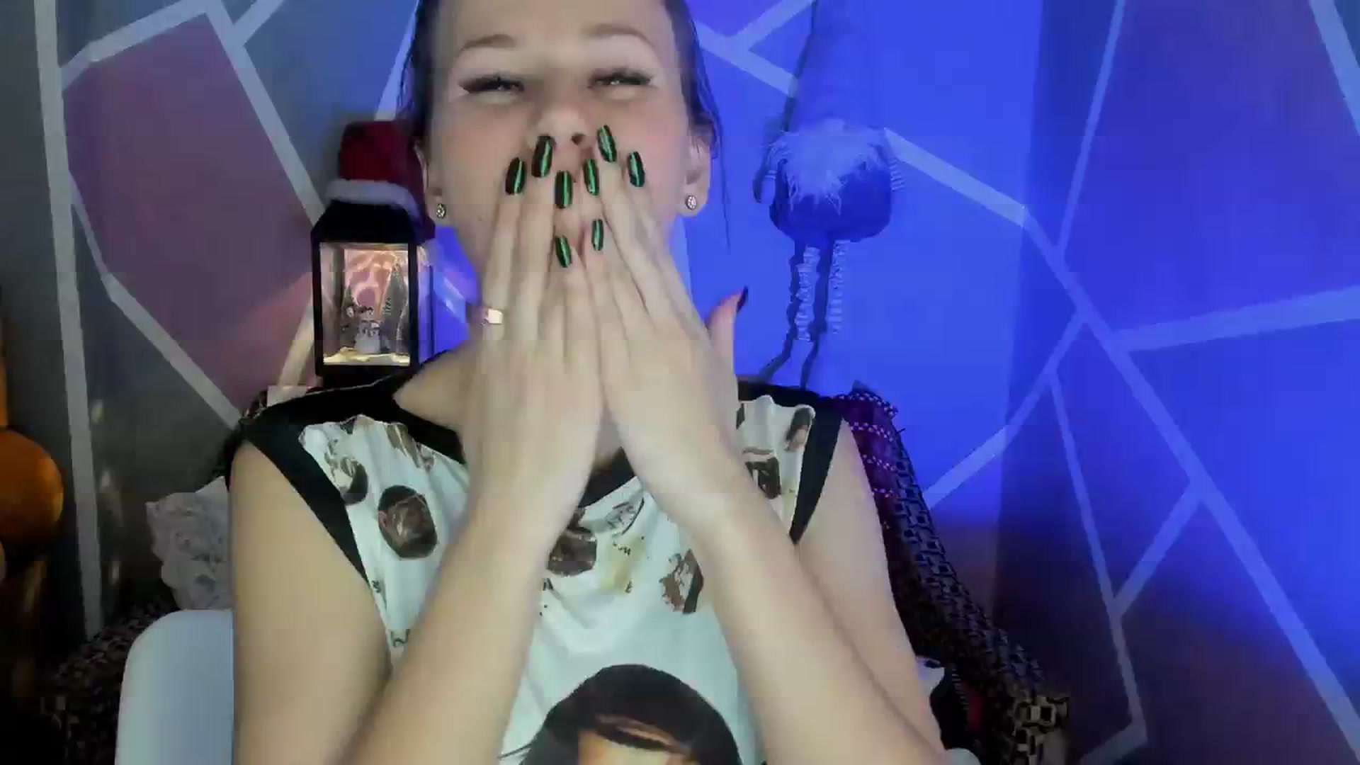 Gallery image thumbnail from Sexy_Ukr's myfreecams stream on, 12/27/2023, 19:13 image 16 of 20