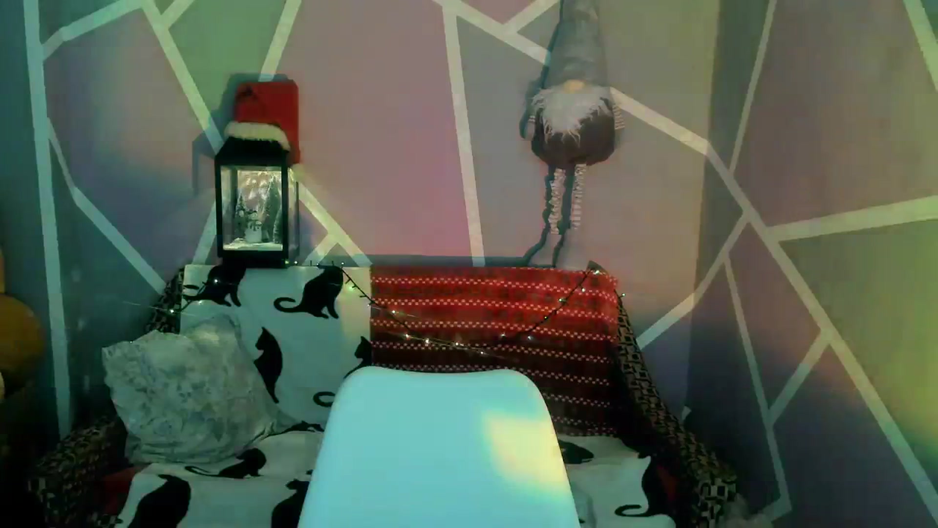 Gallery image thumbnail from Sexy_Ukr's myfreecams stream on, 12/29/2023, 17:20 image 7 of 20