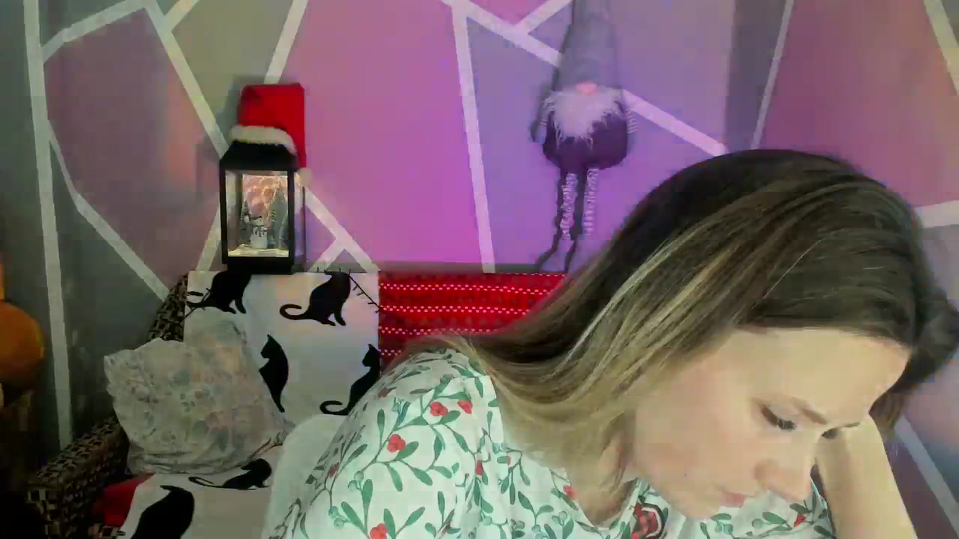 Gallery image thumbnail from Sexy_Ukr's myfreecams stream on, 12/29/2023, 19:03 image 9 of 20