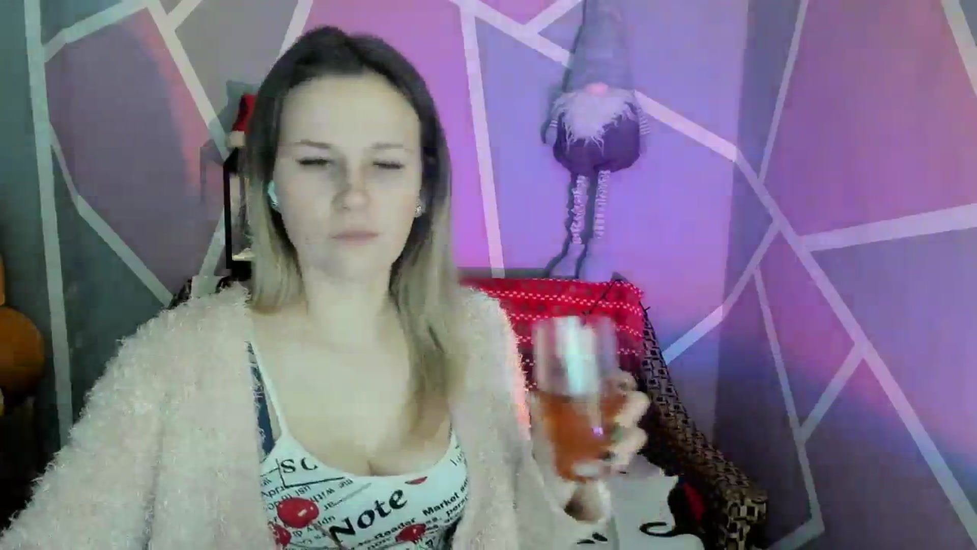Gallery image thumbnail from Sexy_Ukr's myfreecams stream on, 01/03/2024, 16:26 image 18 of 20