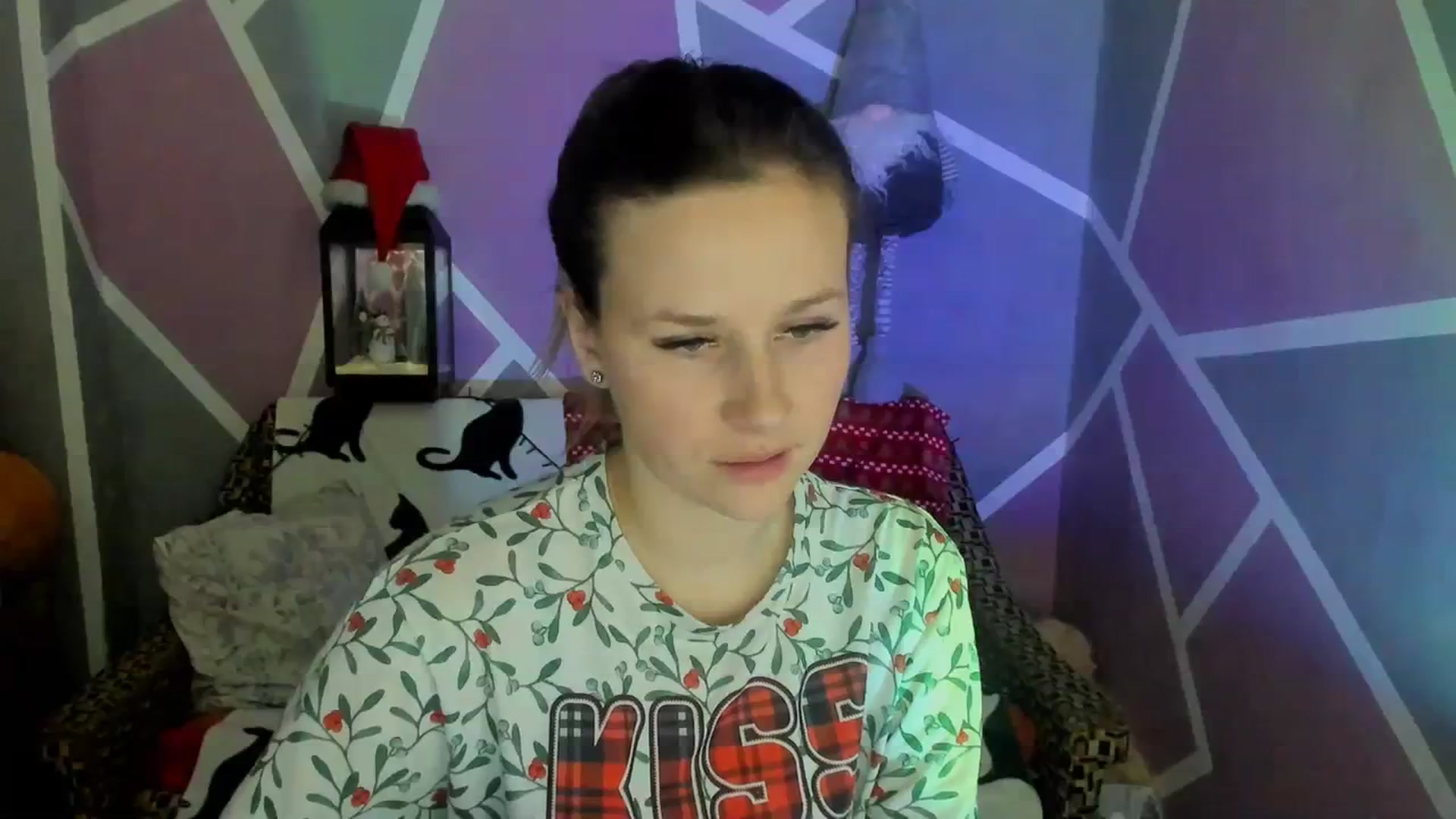 Gallery image thumbnail from Sexy_Ukr's myfreecams stream on, 01/04/2024, 19:44 image 18 of 20