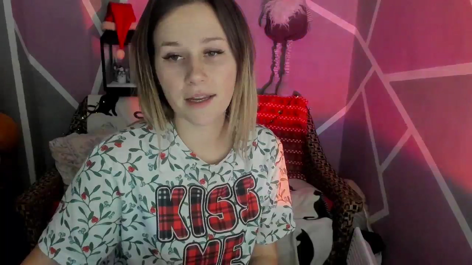 Gallery image thumbnail from Sexy_Ukr's myfreecams stream on, 01/09/2024, 16:33 image 7 of 20