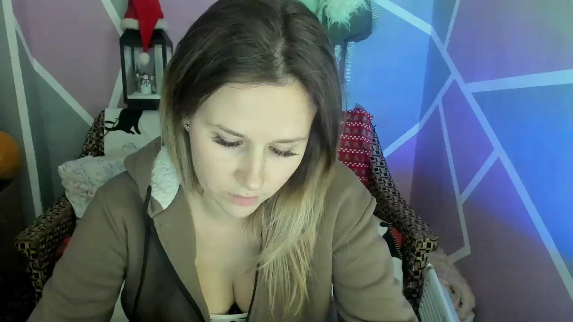 Gallery image thumbnail from Sexy_Ukr's myfreecams stream on, 01/10/2024, 18:21 image 14 of 20
