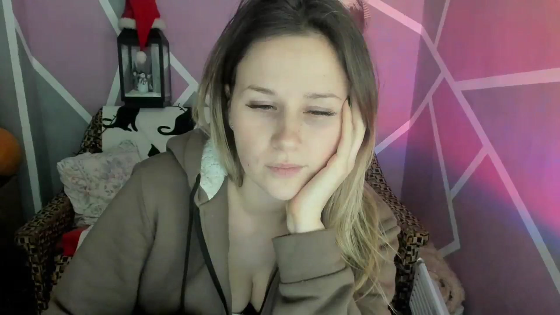 Gallery image thumbnail from Sexy_Ukr's myfreecams stream on, 01/10/2024, 18:21 image 11 of 20