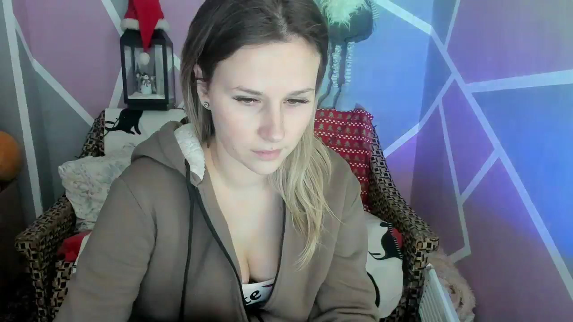Gallery image thumbnail from Sexy_Ukr's myfreecams stream on, 01/10/2024, 18:21 image 8 of 20