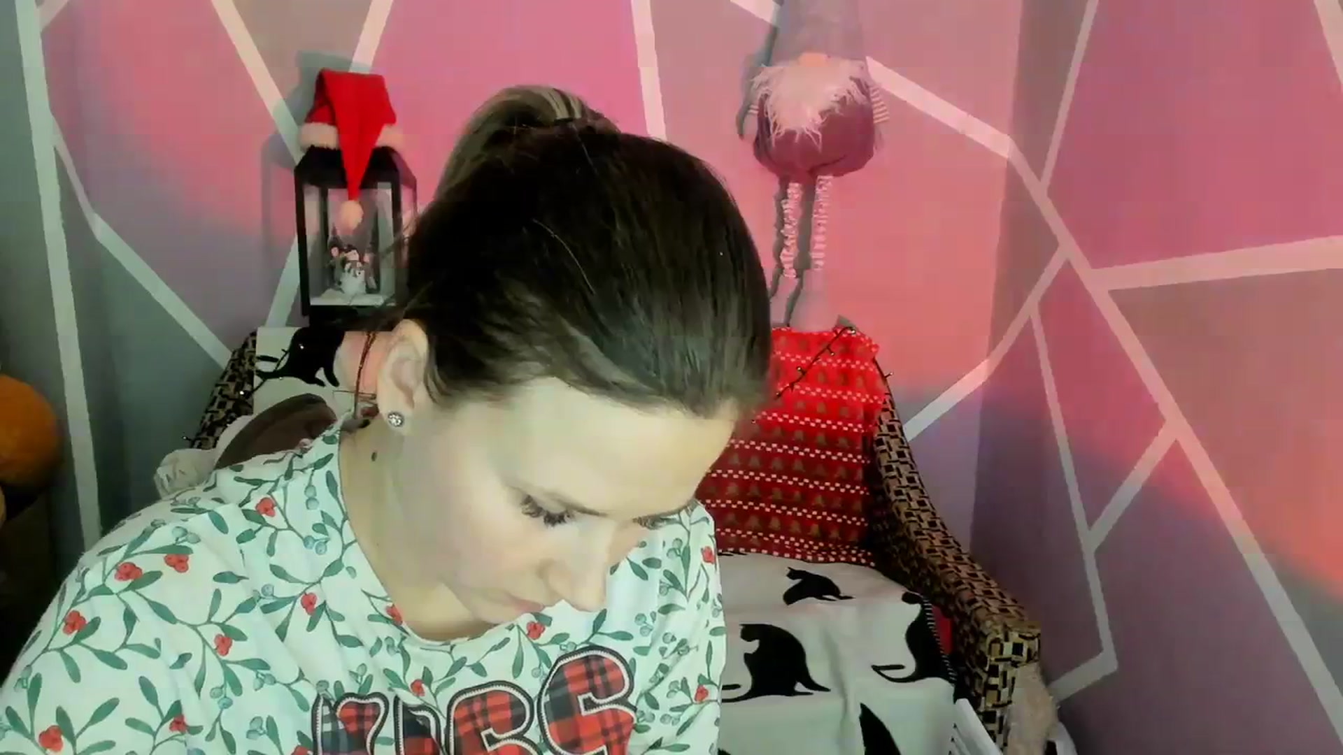 Gallery image thumbnail from Sexy_Ukr's myfreecams stream on, 01/18/2024, 17:50 image 18 of 20